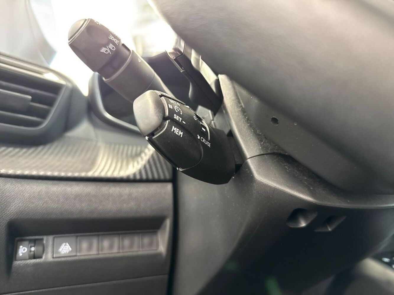 Peugeot 208 vaihtoauto