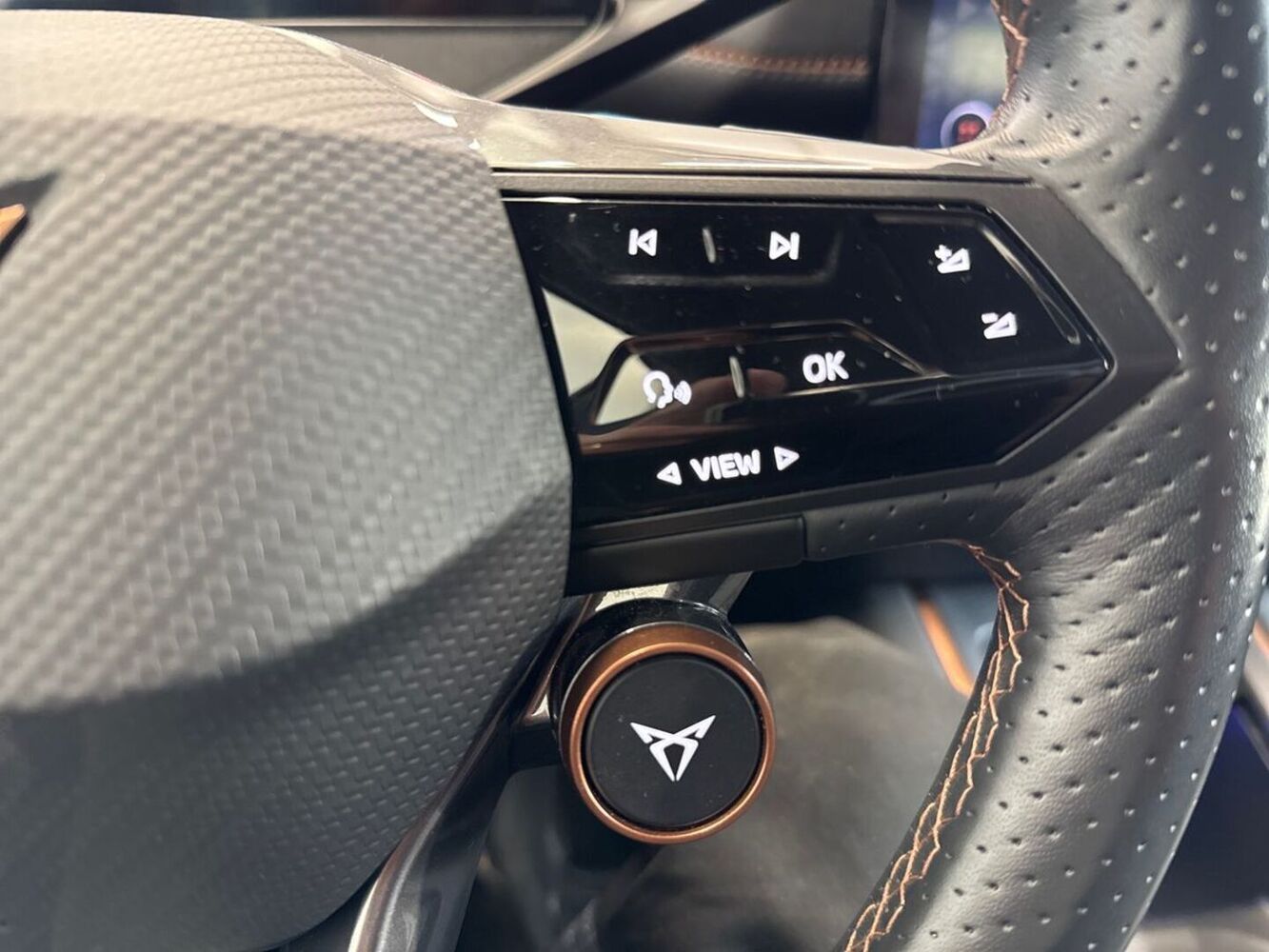 Cupra Born vaihtoauto