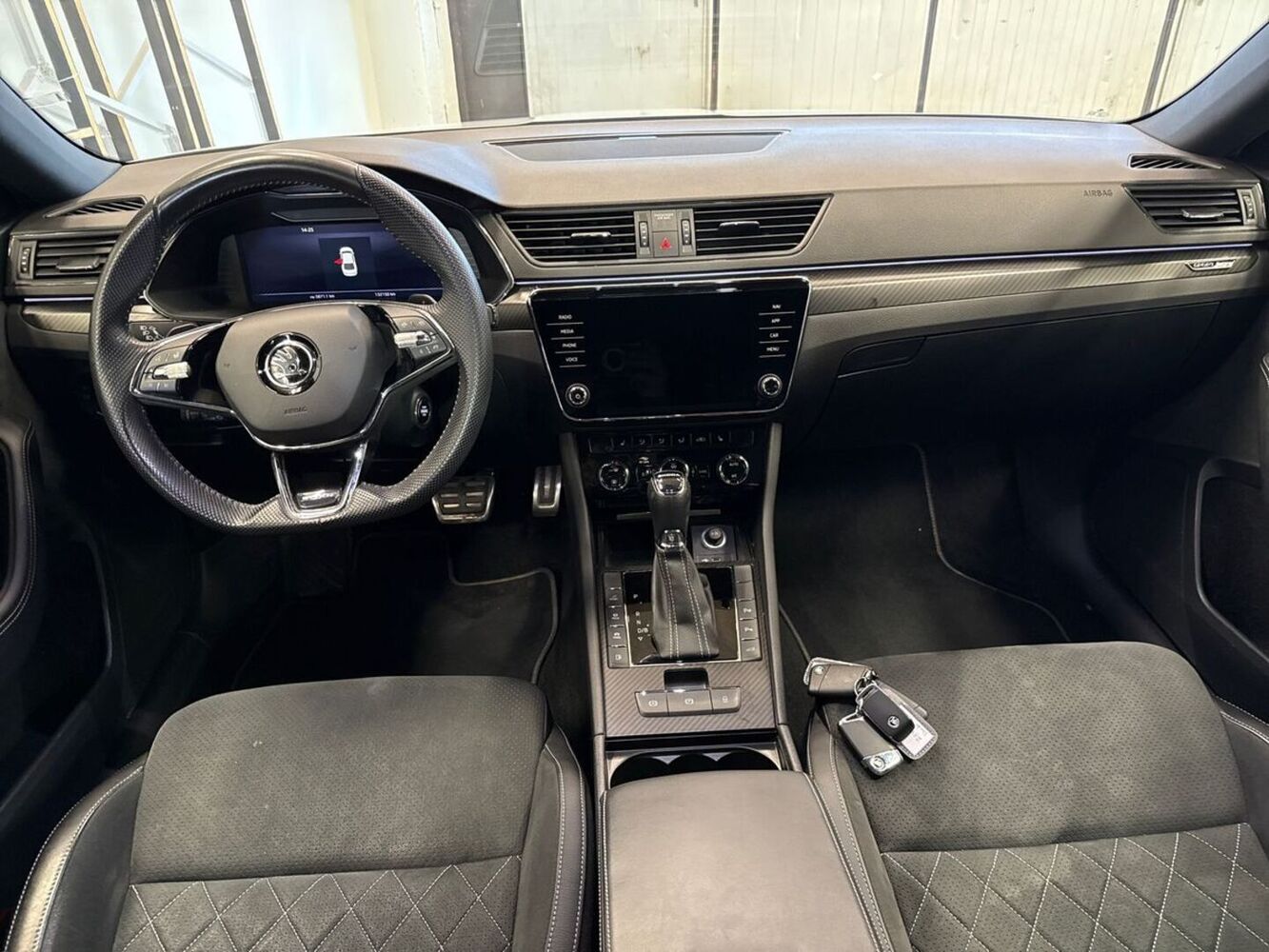 Skoda Superb vaihtoauto