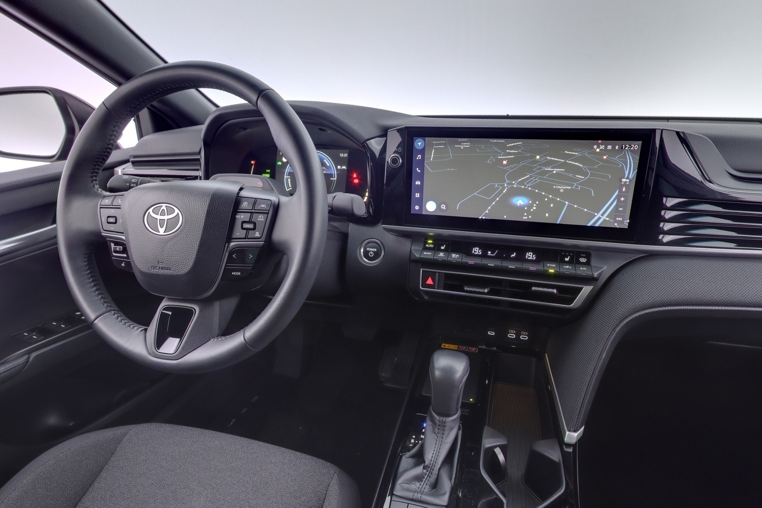 Toyota Camry vaihtoauto