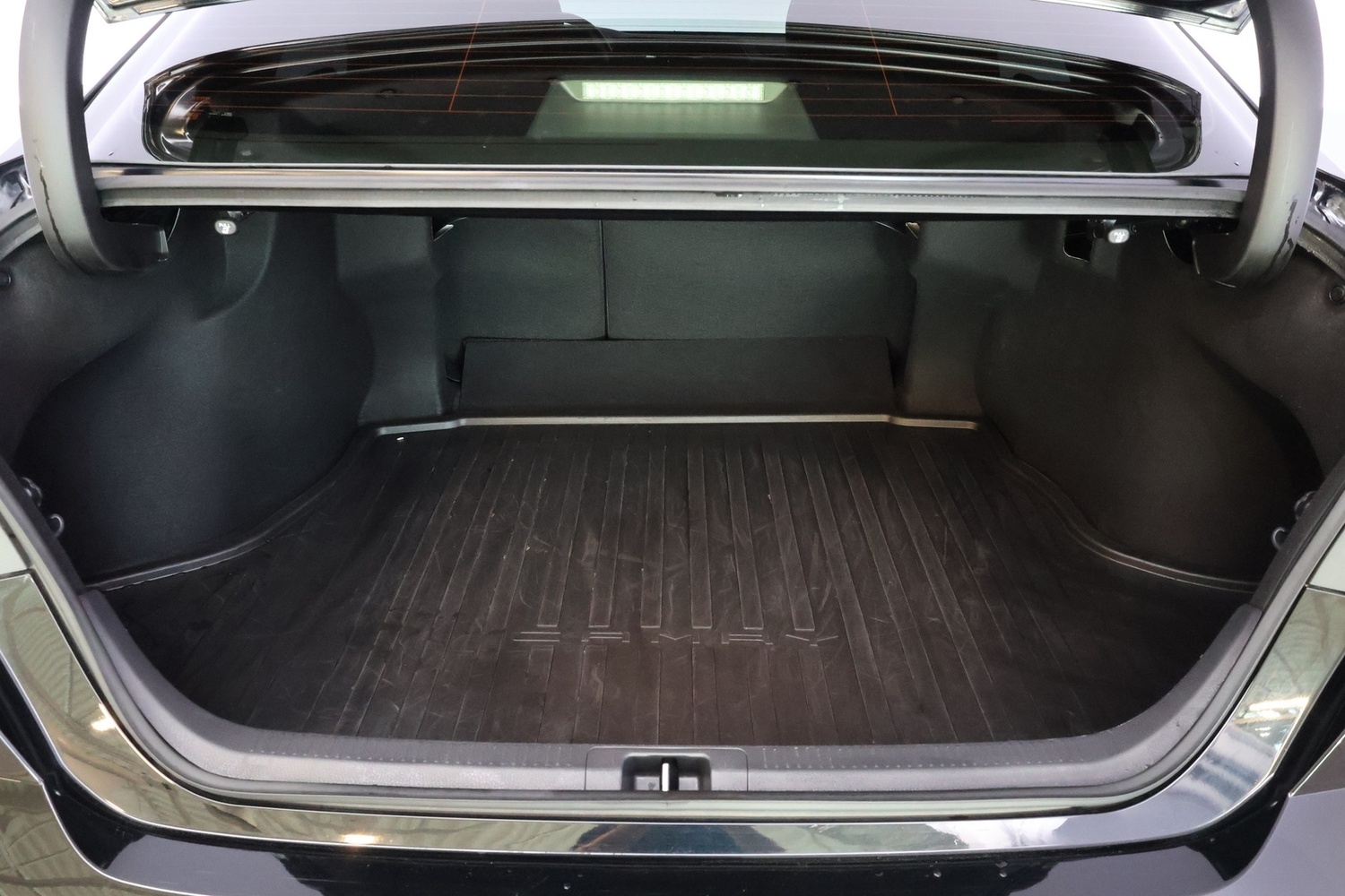 Toyota Camry vaihtoauto