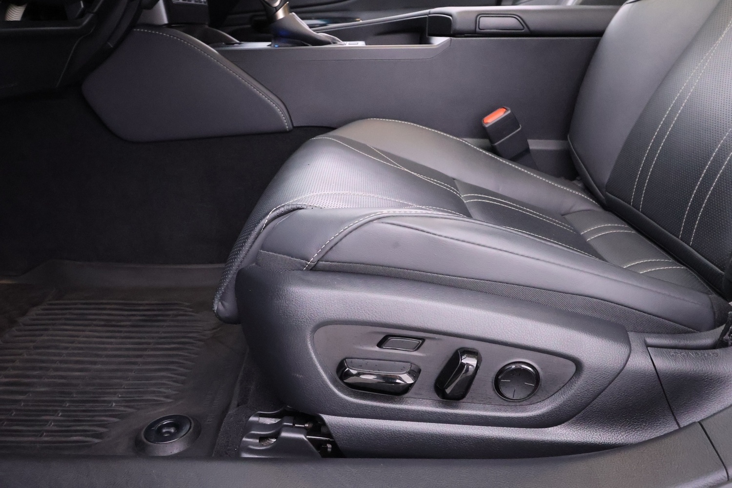 Lexus ES vaihtoauto