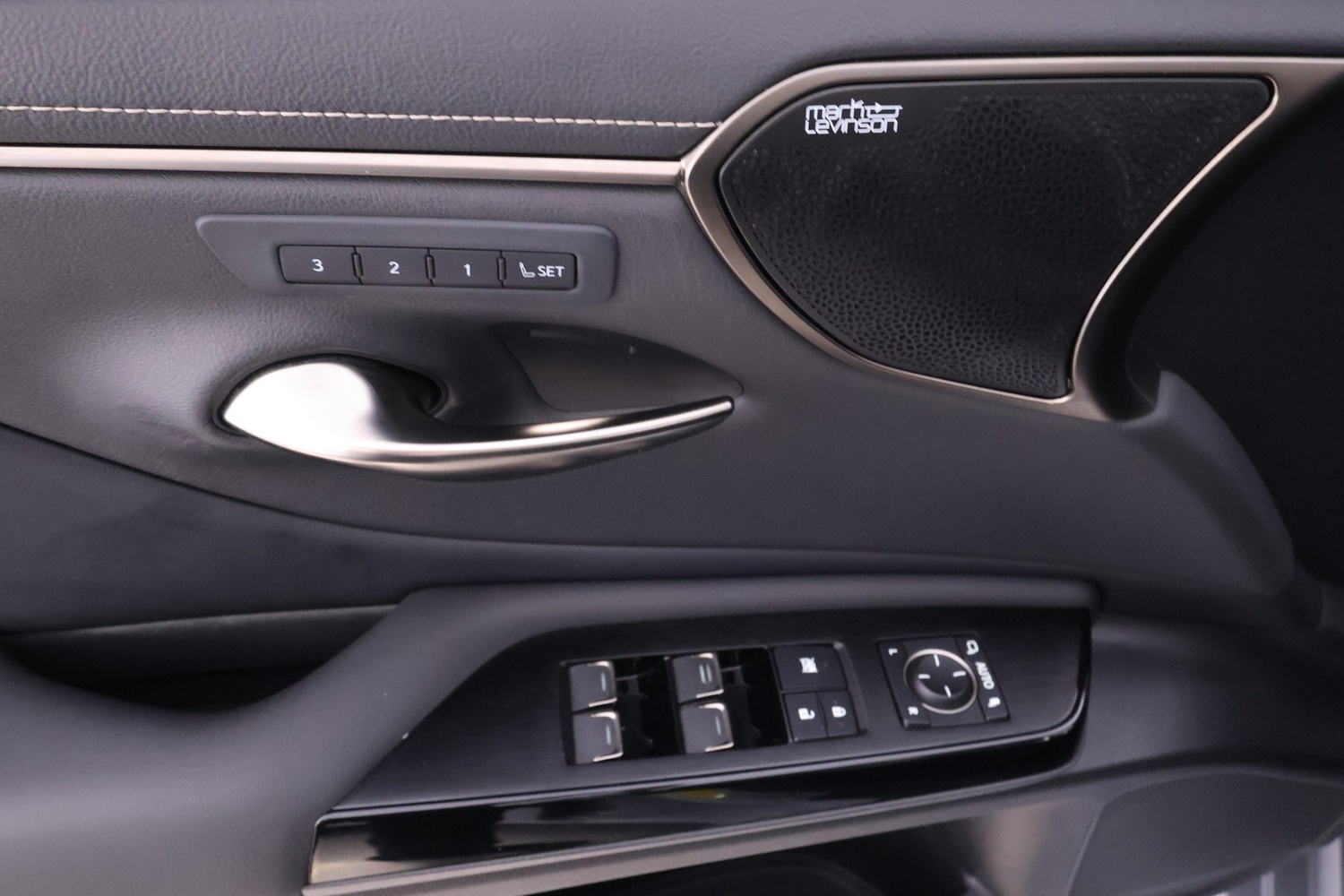 Lexus ES vaihtoauto