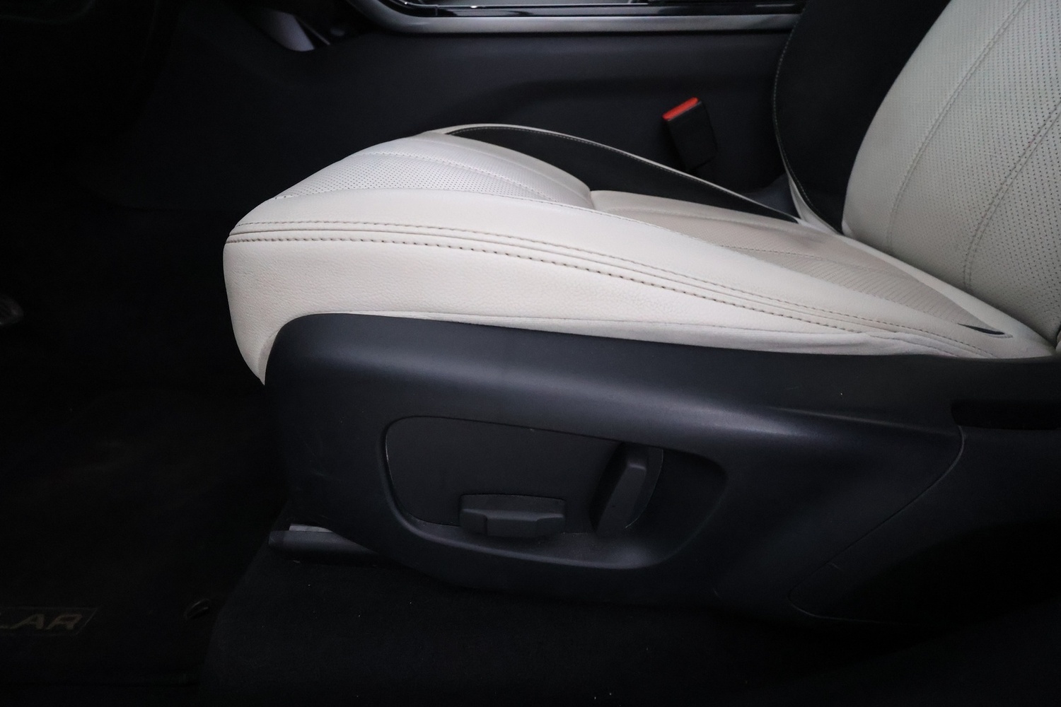 Land Rover Range Rover Velar vaihtoauto