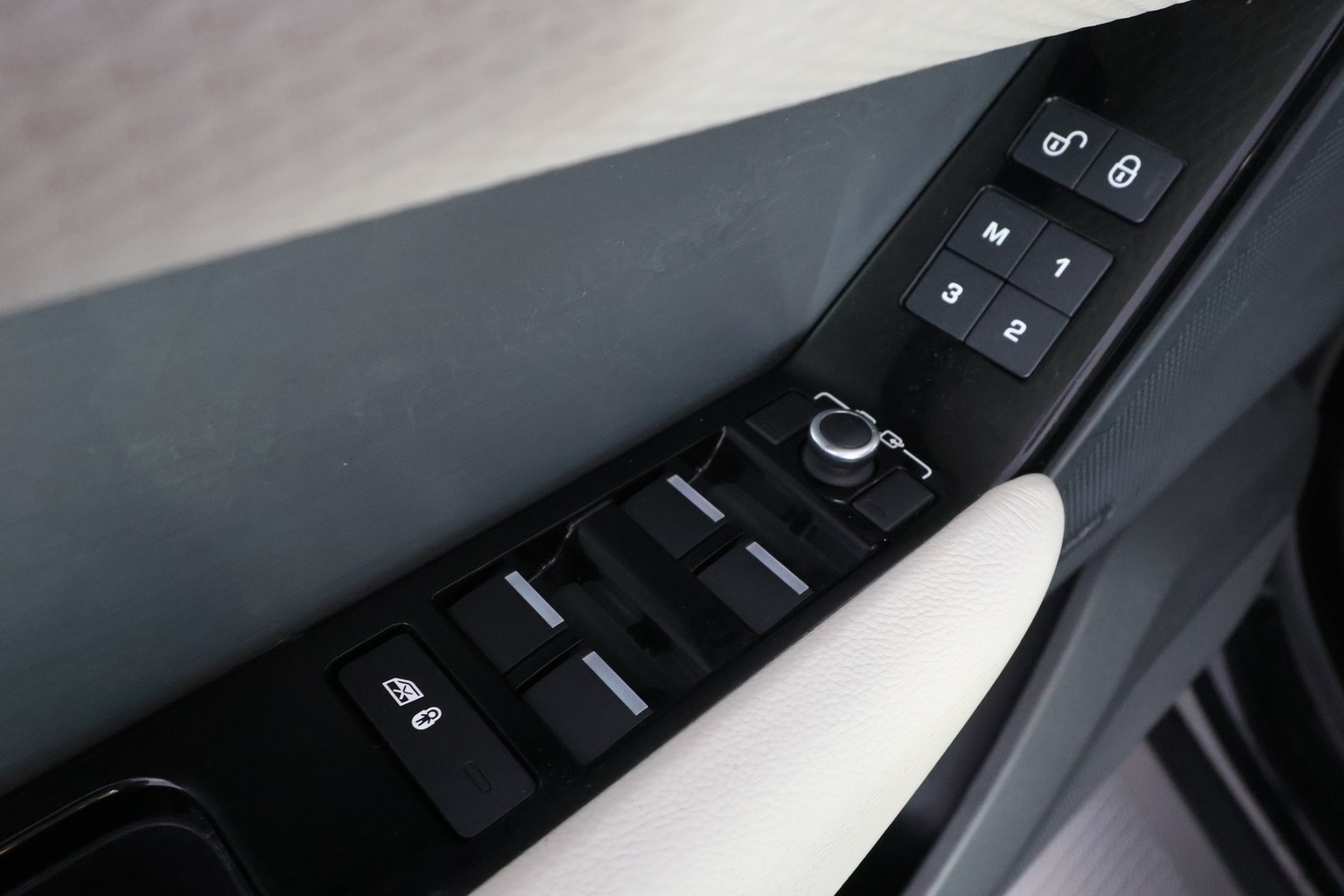Land Rover Range Rover Velar vaihtoauto
