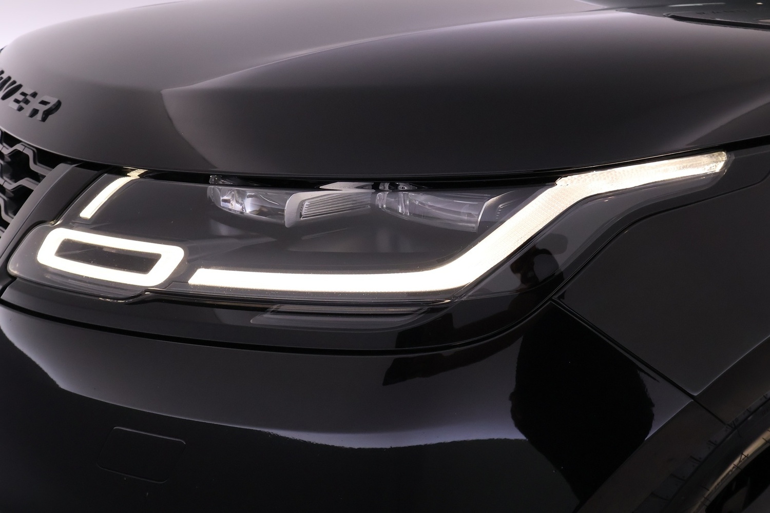 Land Rover Range Rover Velar vaihtoauto