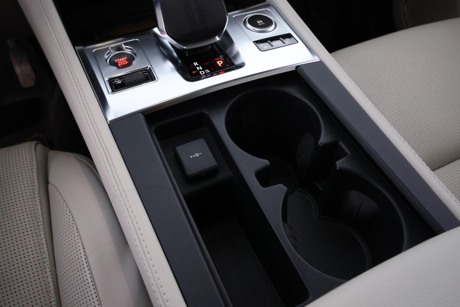 Jaguar F-PACE vaihtoauto
