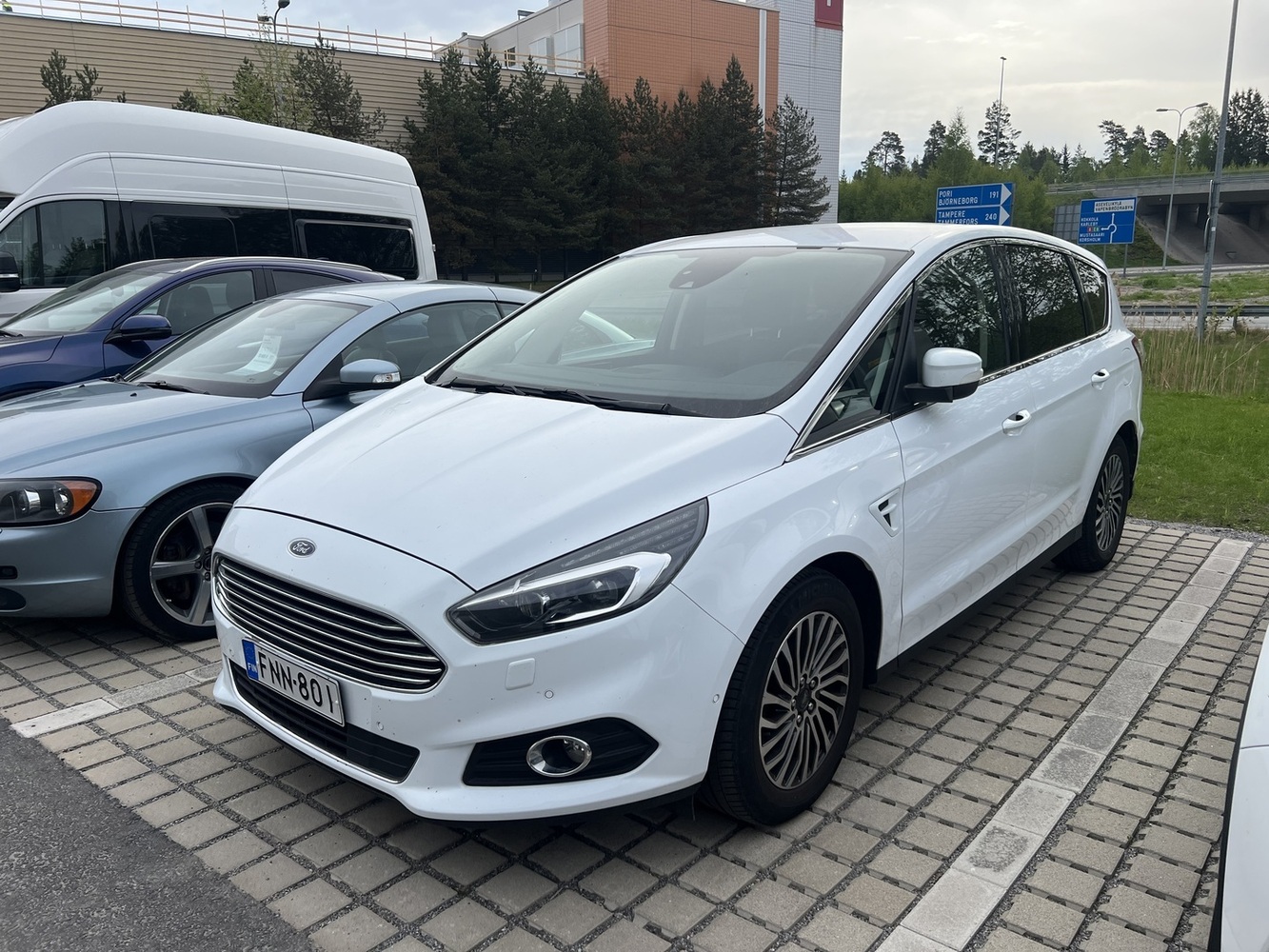 Ford S-MAX vaihtoauto
