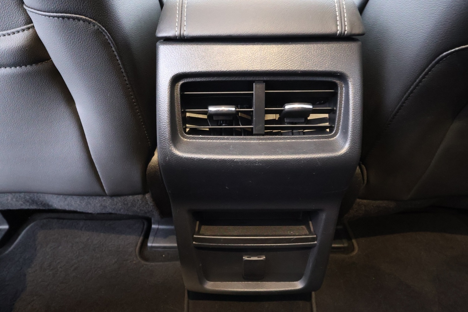 Ford S-MAX vaihtoauto