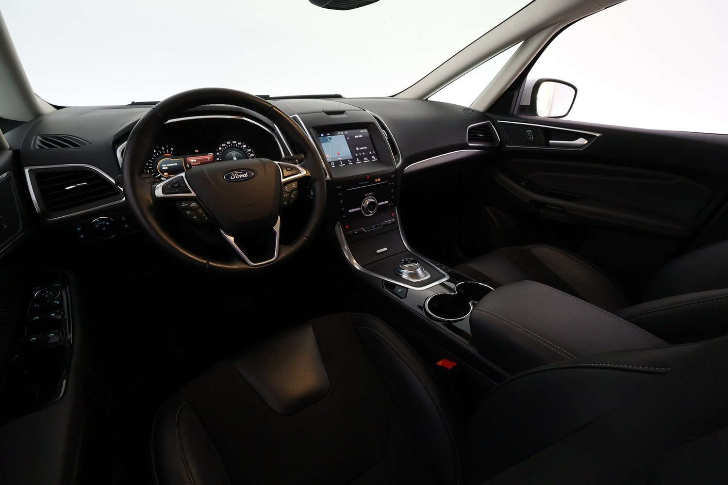 Ford S-MAX vaihtoauto