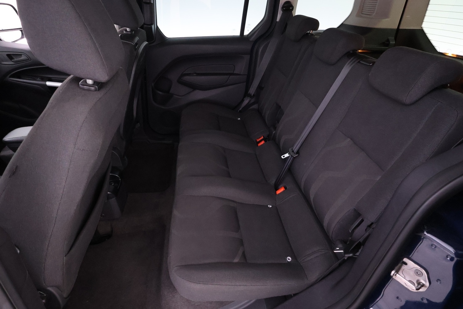 Ford Tourneo Connect vaihtoauto