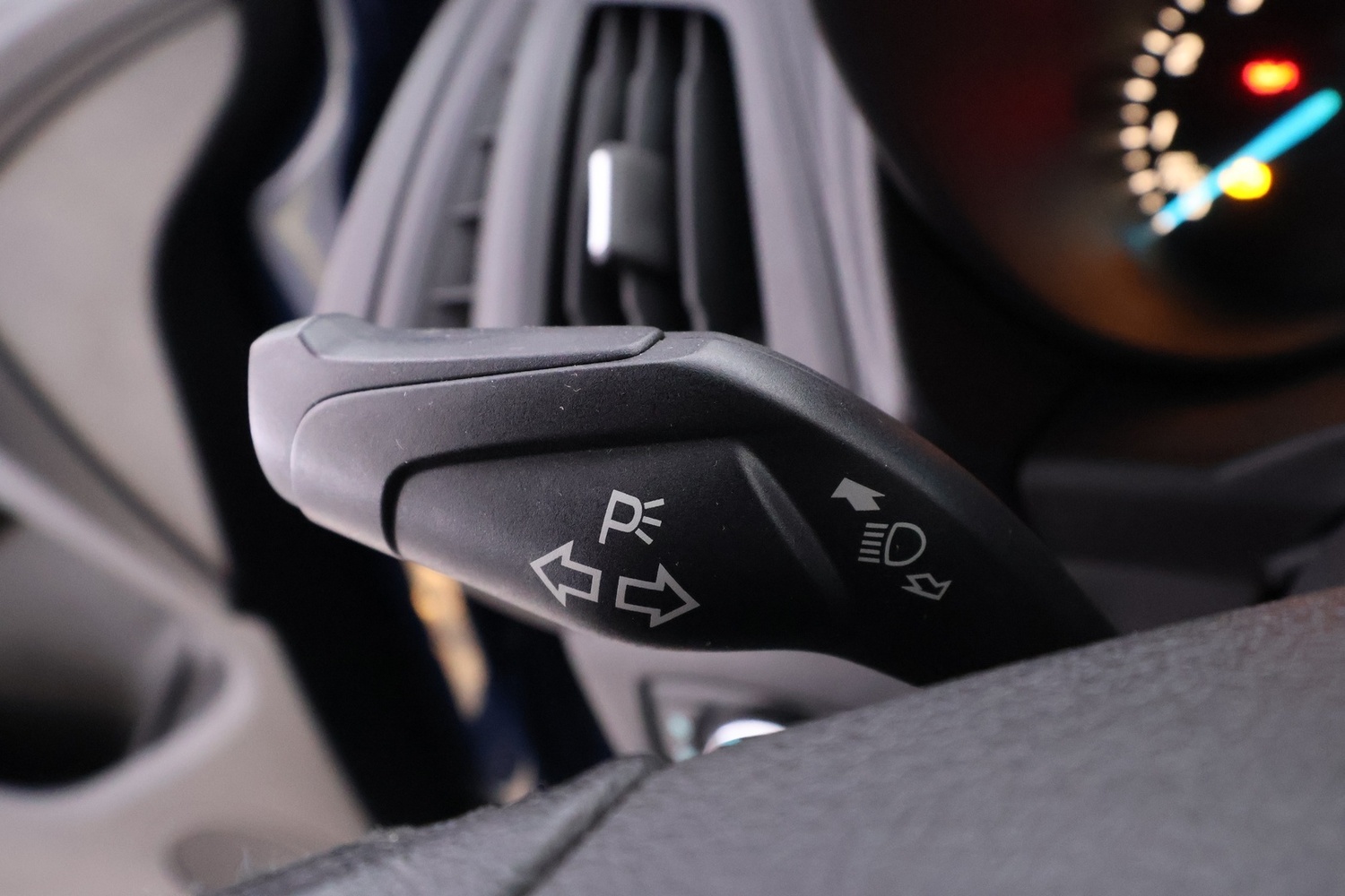 Ford Tourneo Connect vaihtoauto