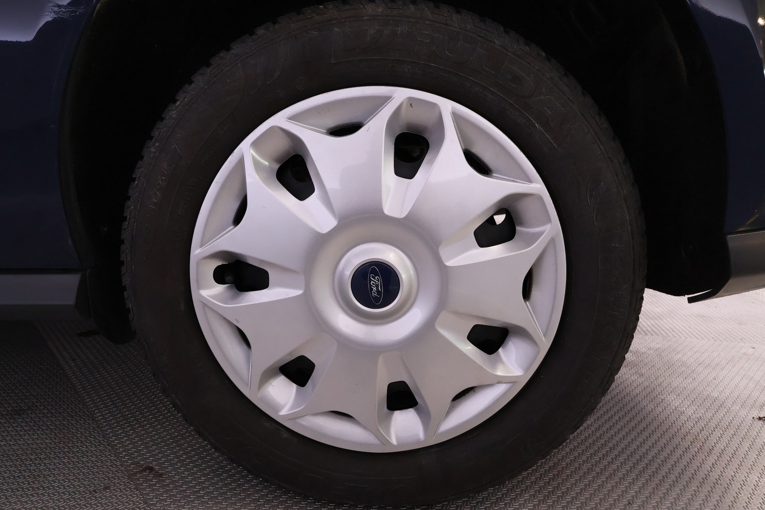 Ford Tourneo Connect vaihtoauto
