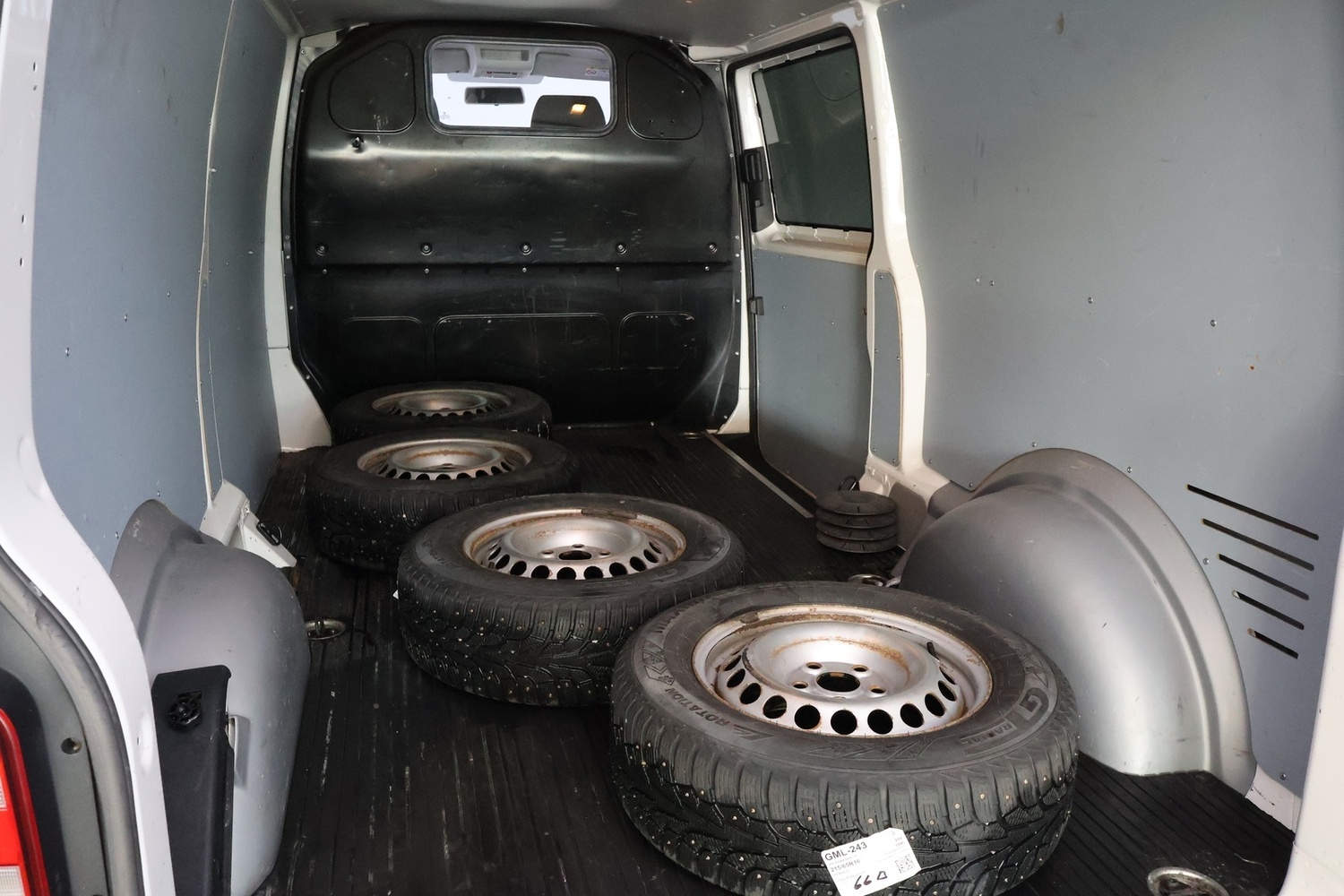 Volkswagen Transporter vaihtoauto