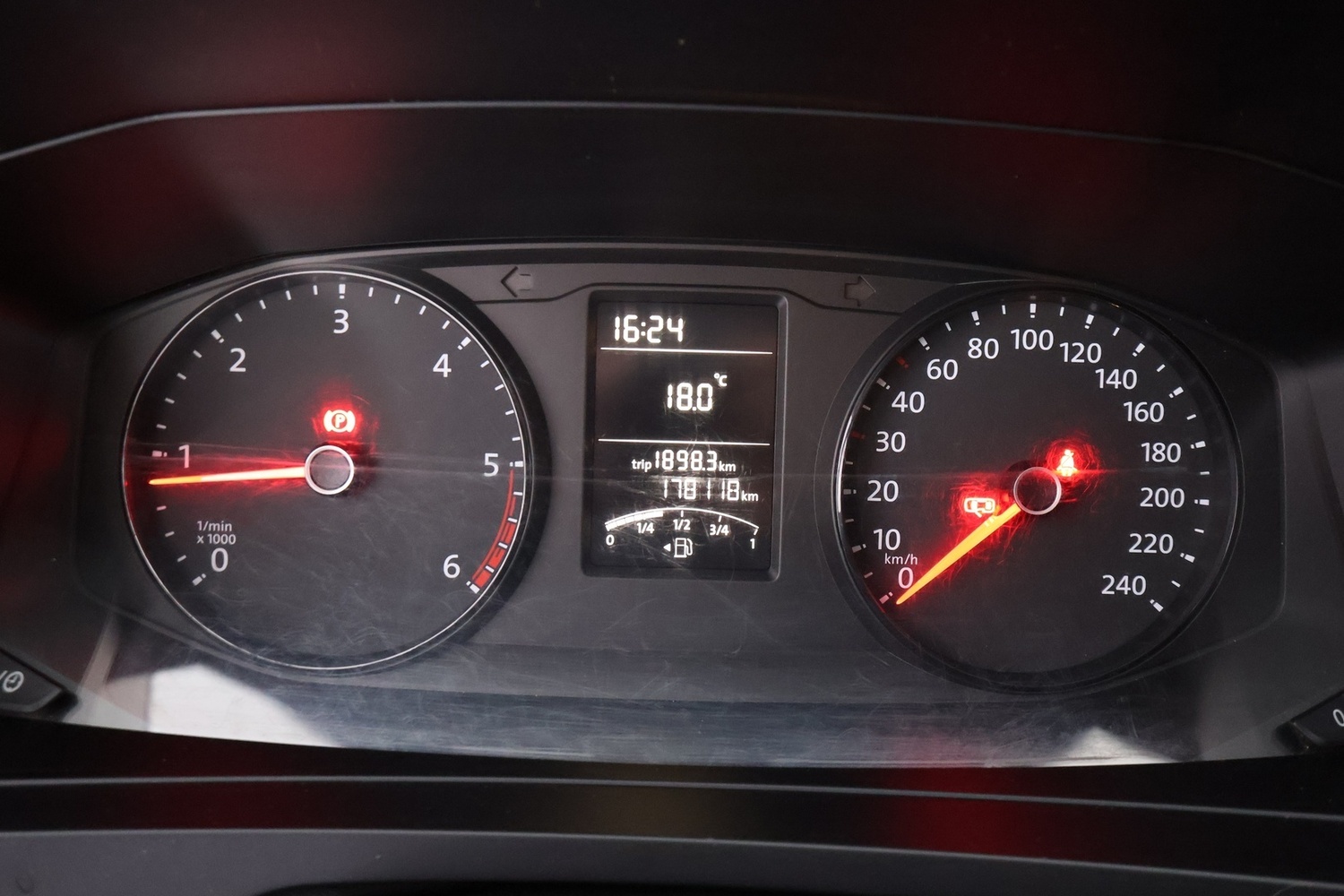 Volkswagen Transporter vaihtoauto