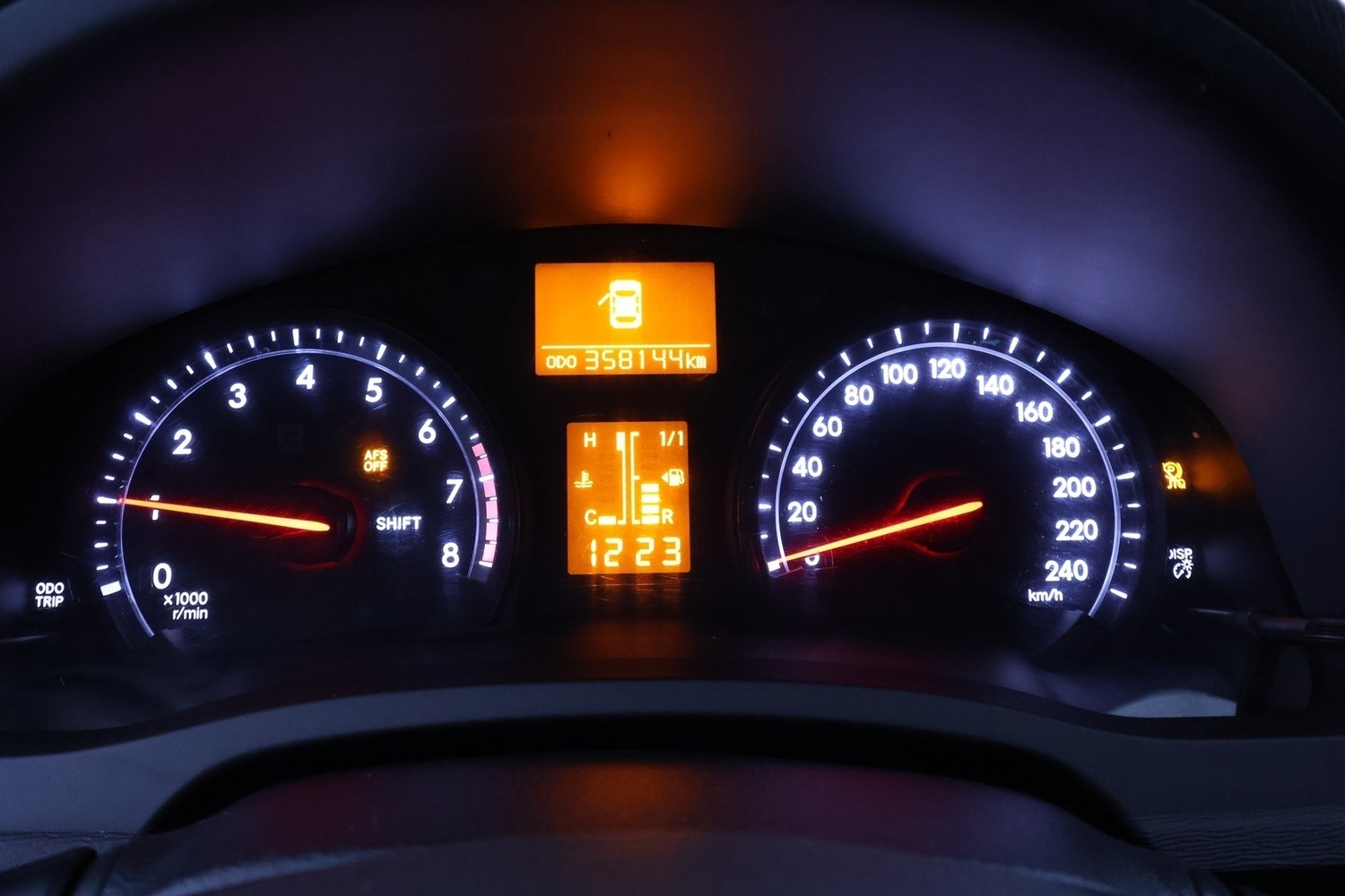 Toyota Avensis vaihtoauto