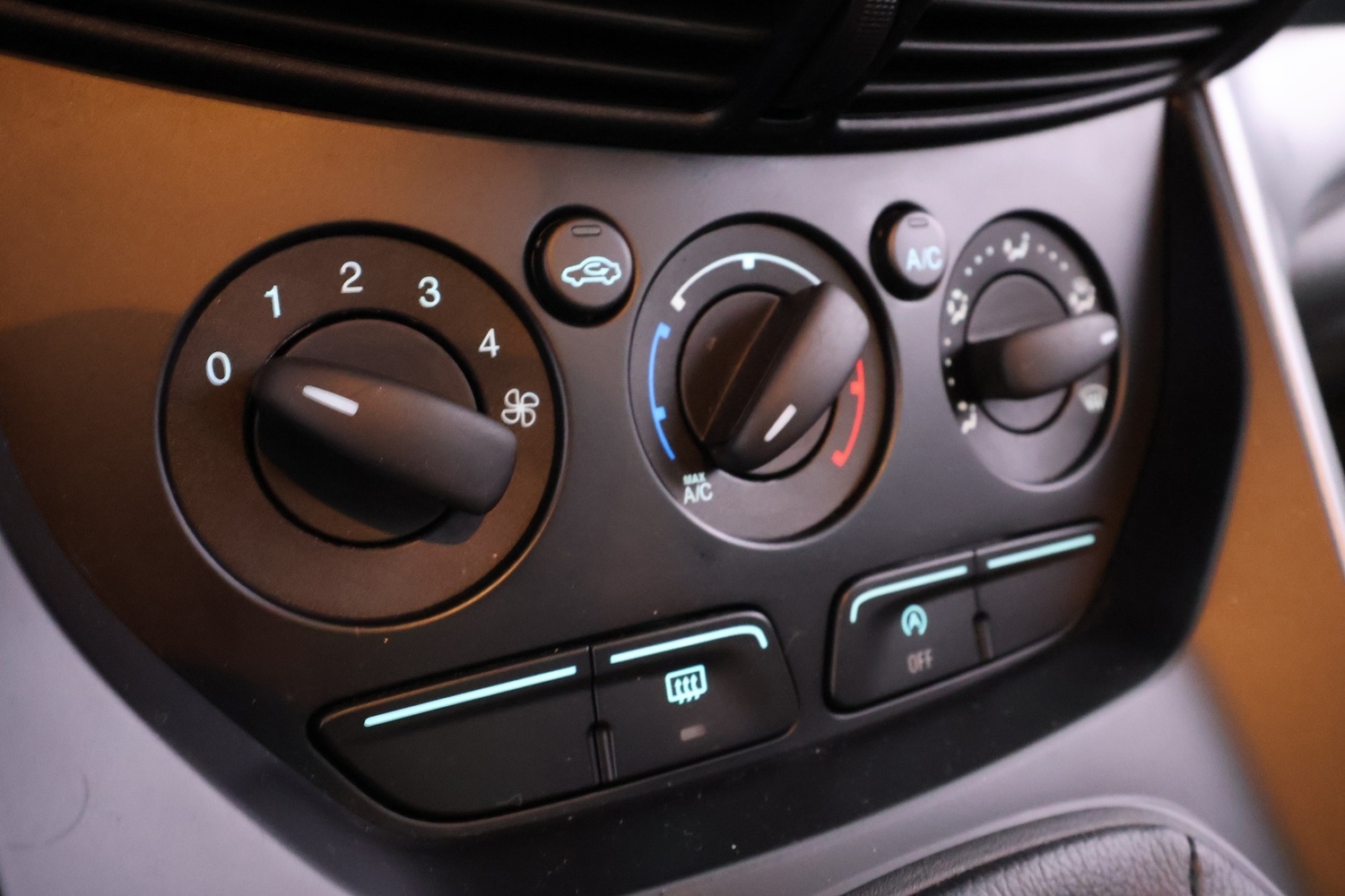 Ford C-MAX vaihtoauto