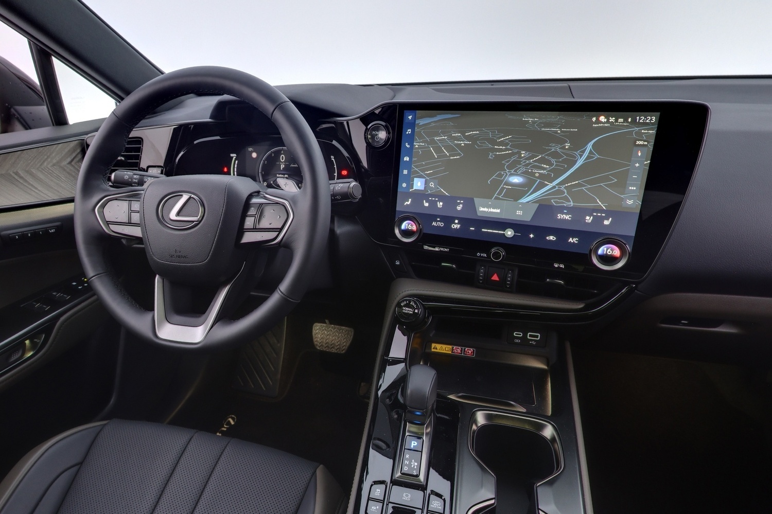 Lexus NX vaihtoauto