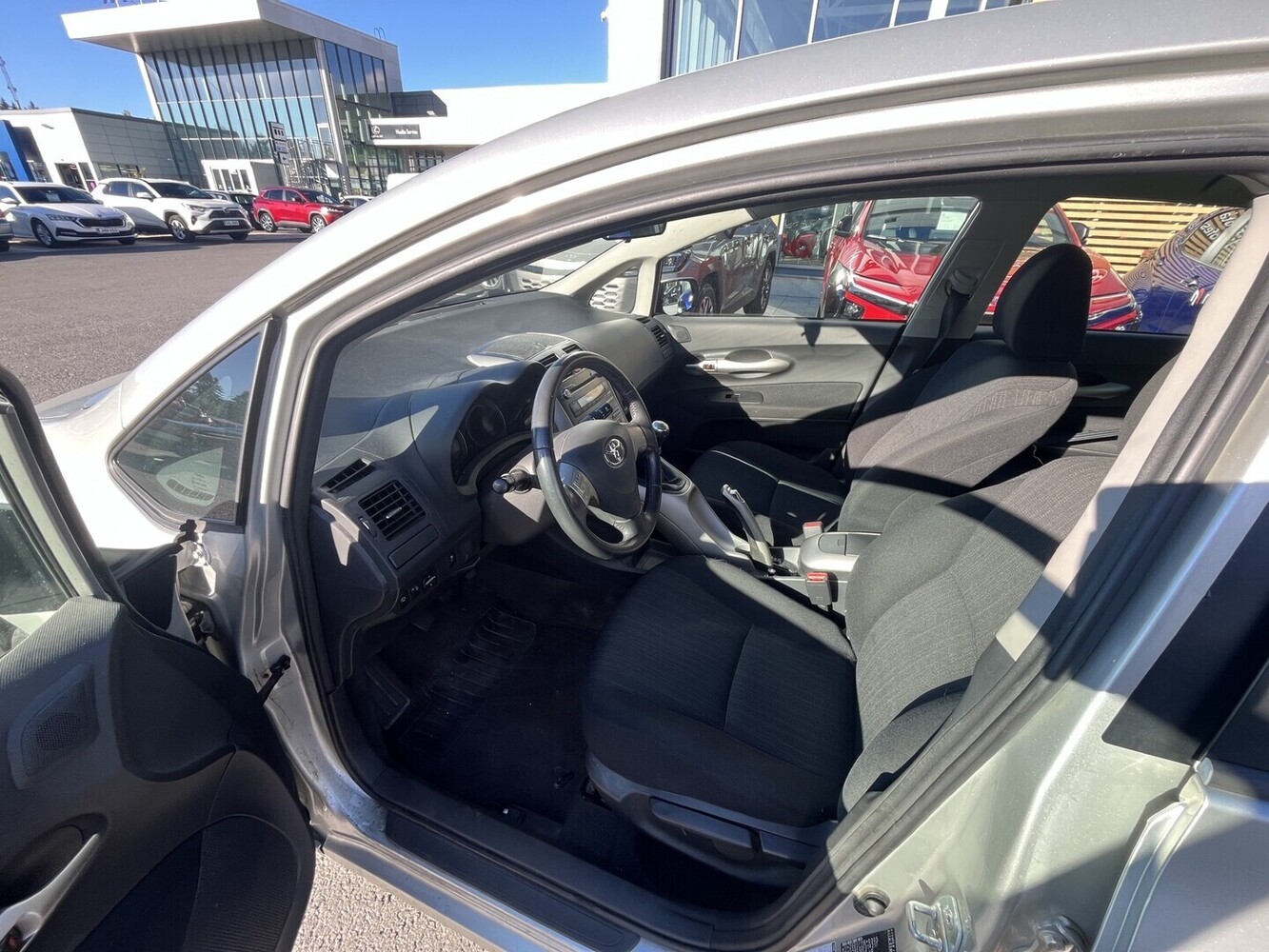 Toyota Auris vaihtoauto