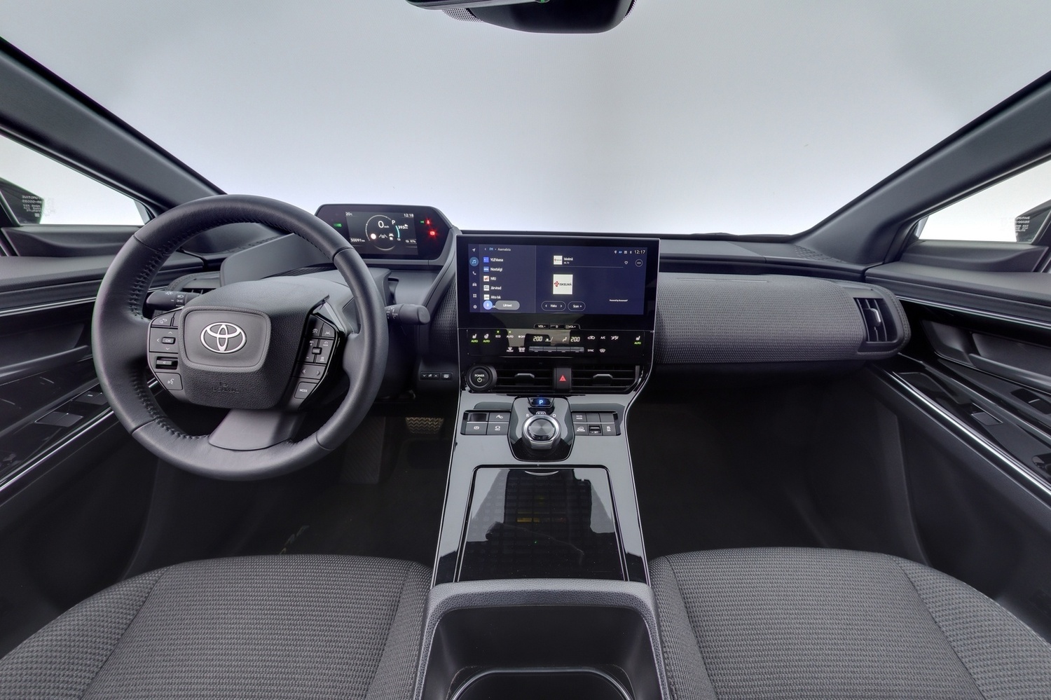 Toyota bZ4X vaihtoauto