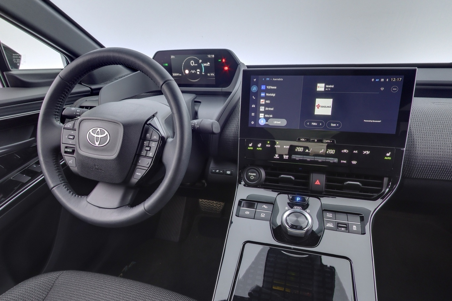 Toyota bZ4X vaihtoauto