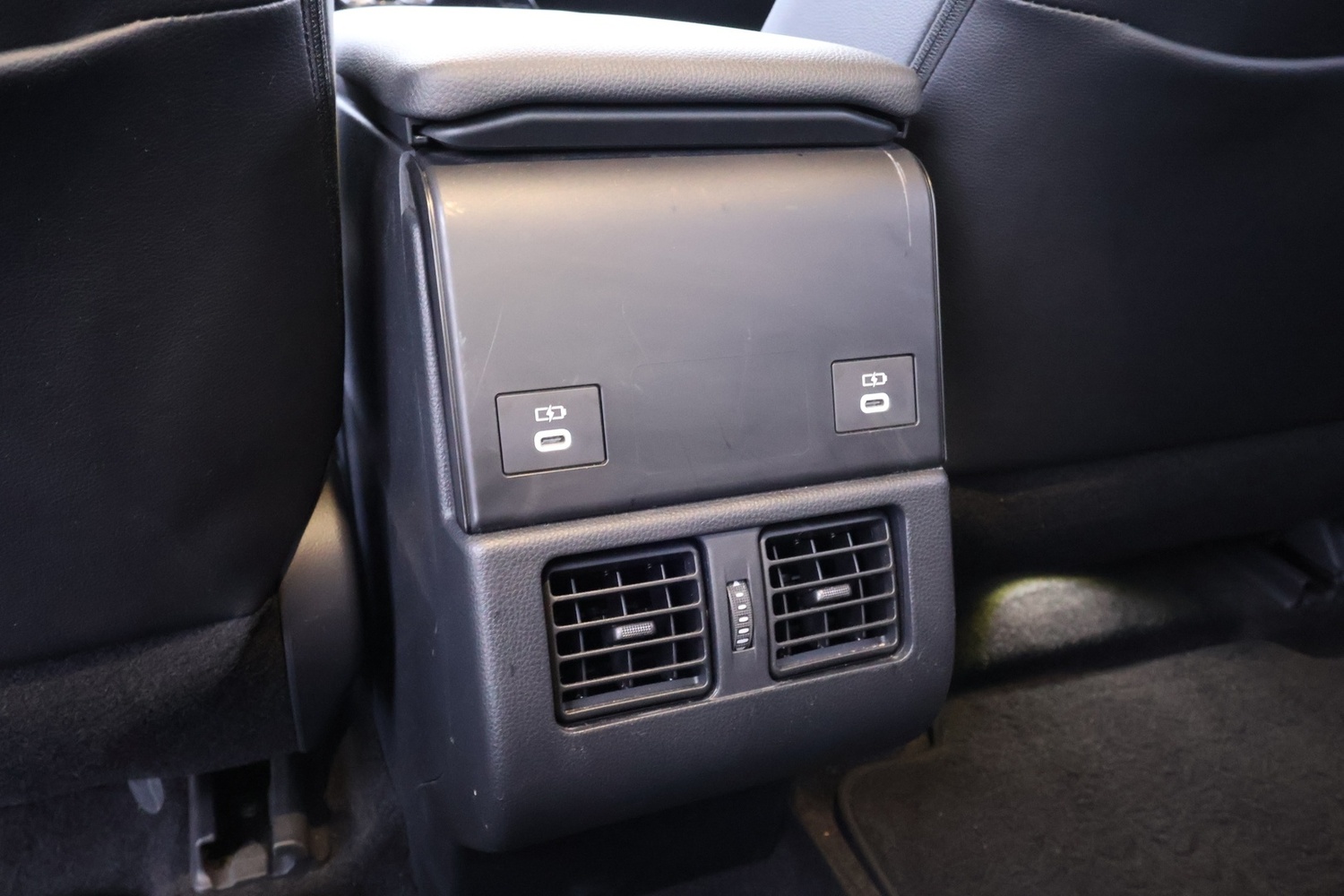 Toyota bZ4X vaihtoauto