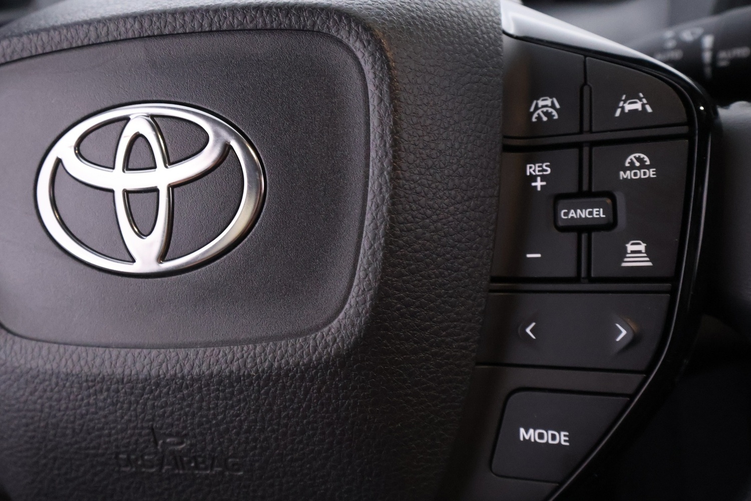 Toyota bZ4X vaihtoauto