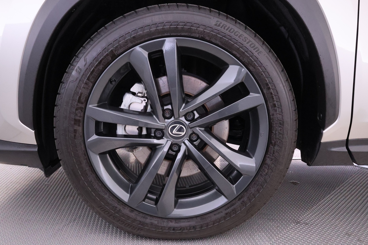 Lexus NX vaihtoauto