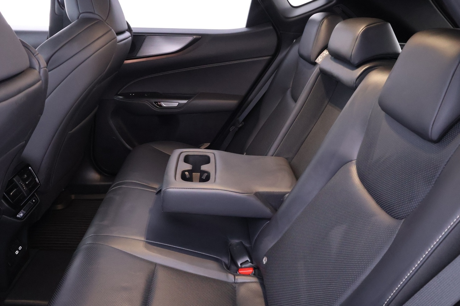 Lexus NX vaihtoauto