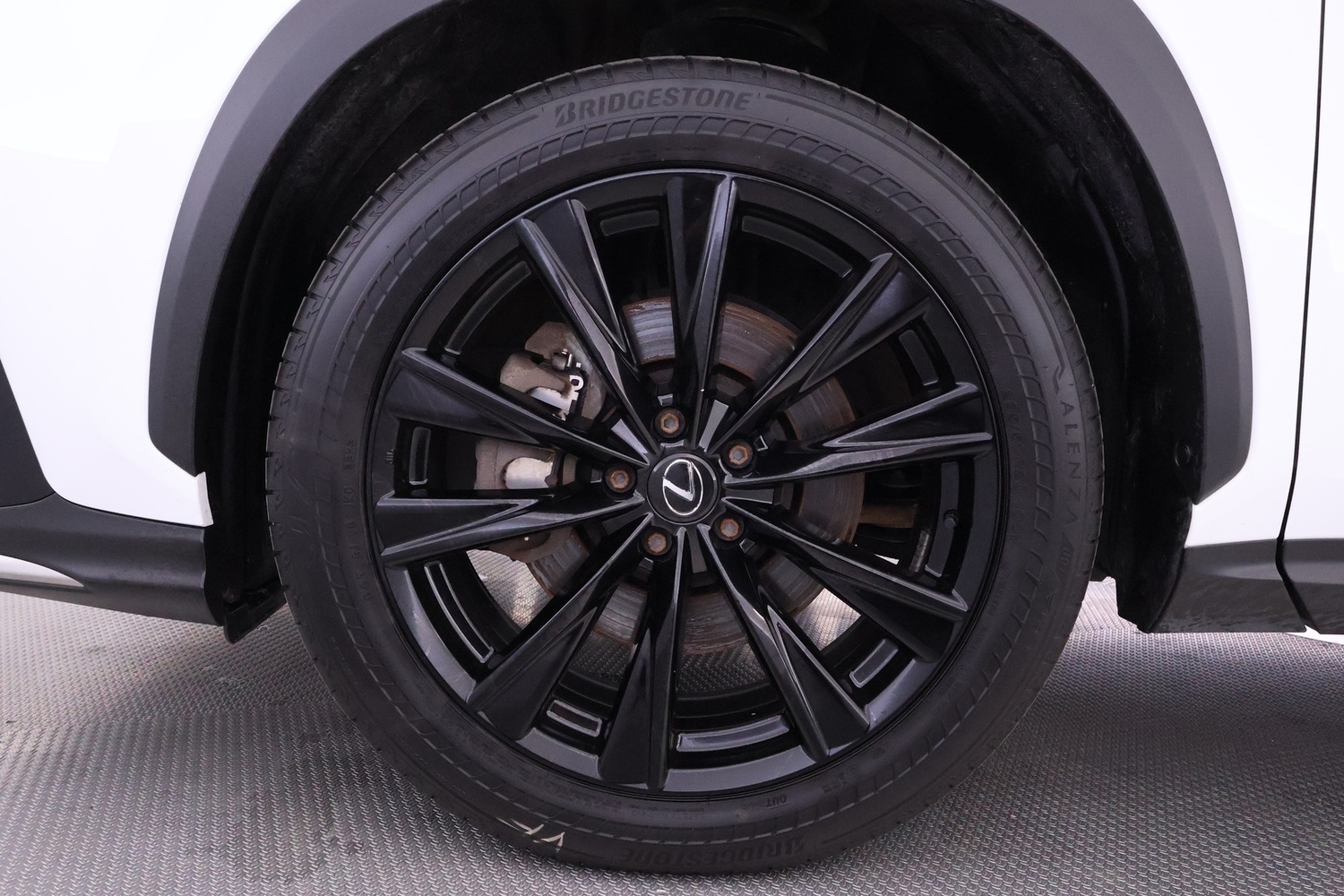 Lexus NX vaihtoauto