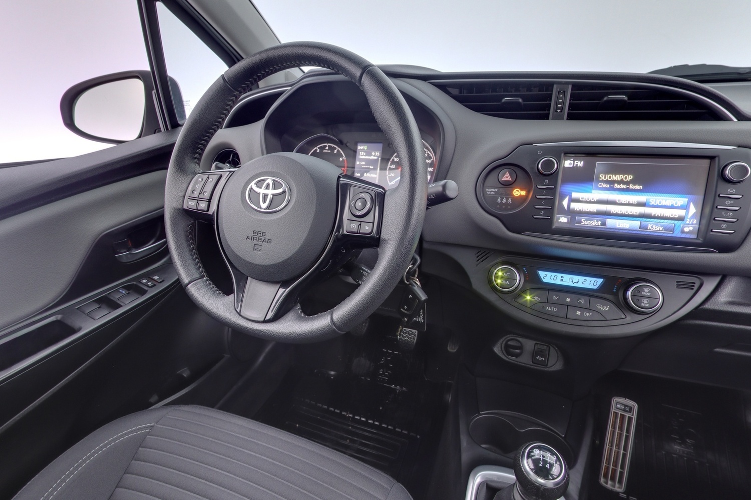 Toyota Yaris vaihtoauto