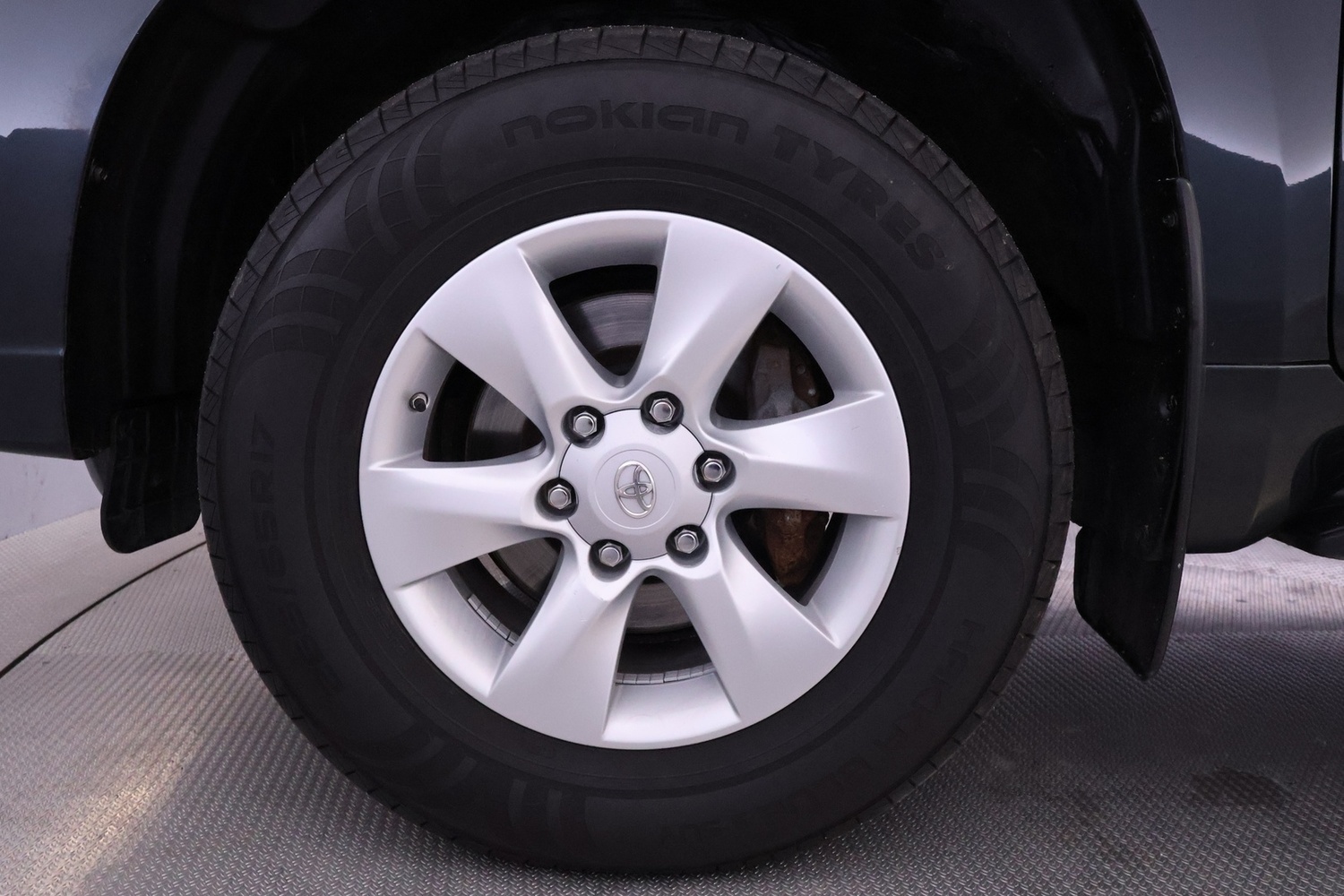 Toyota Land Cruiser vaihtoauto