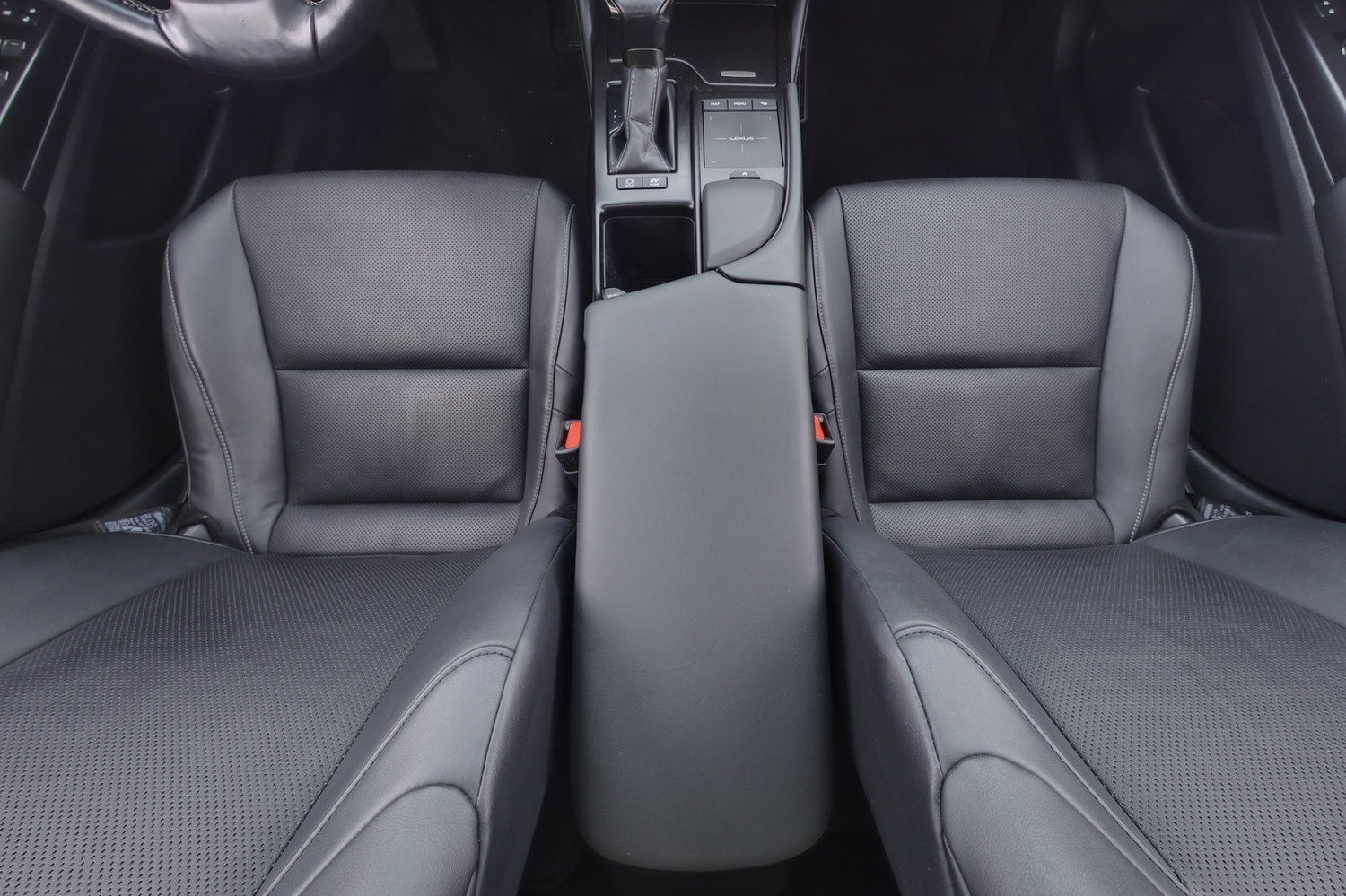 Lexus ES vaihtoauto