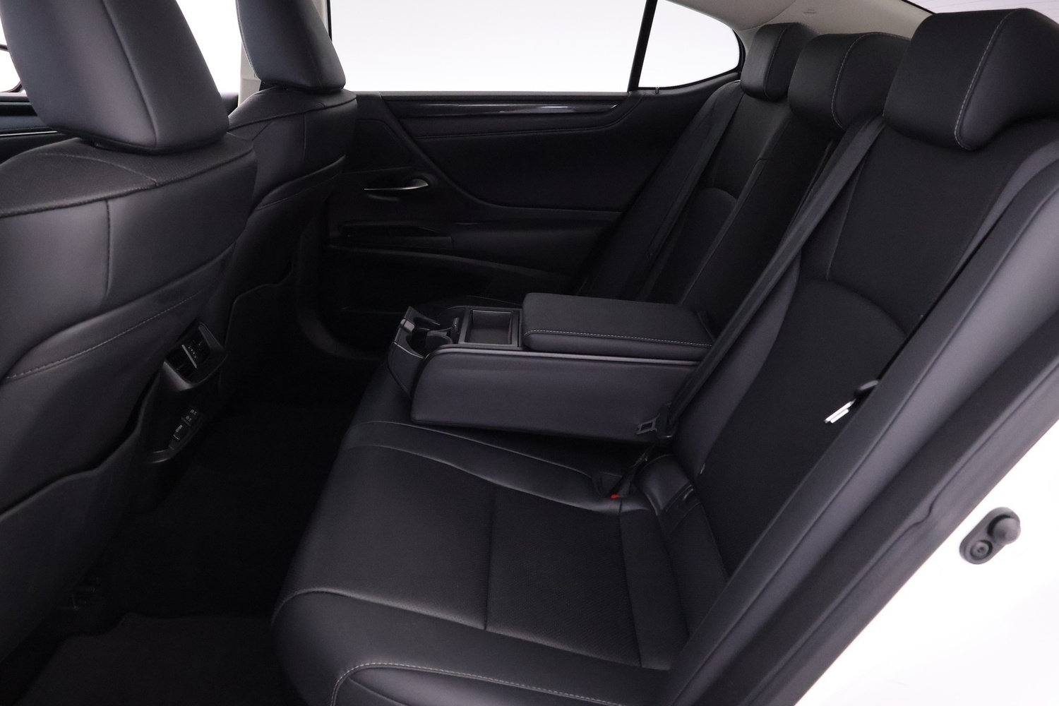 Lexus ES vaihtoauto