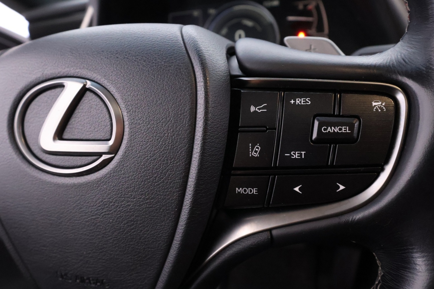 Lexus ES vaihtoauto