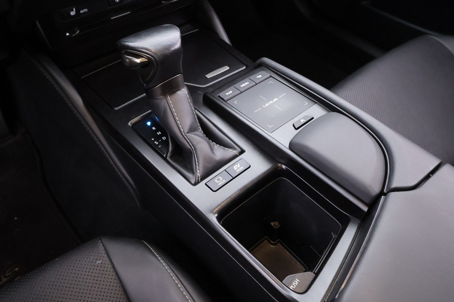 Lexus ES vaihtoauto
