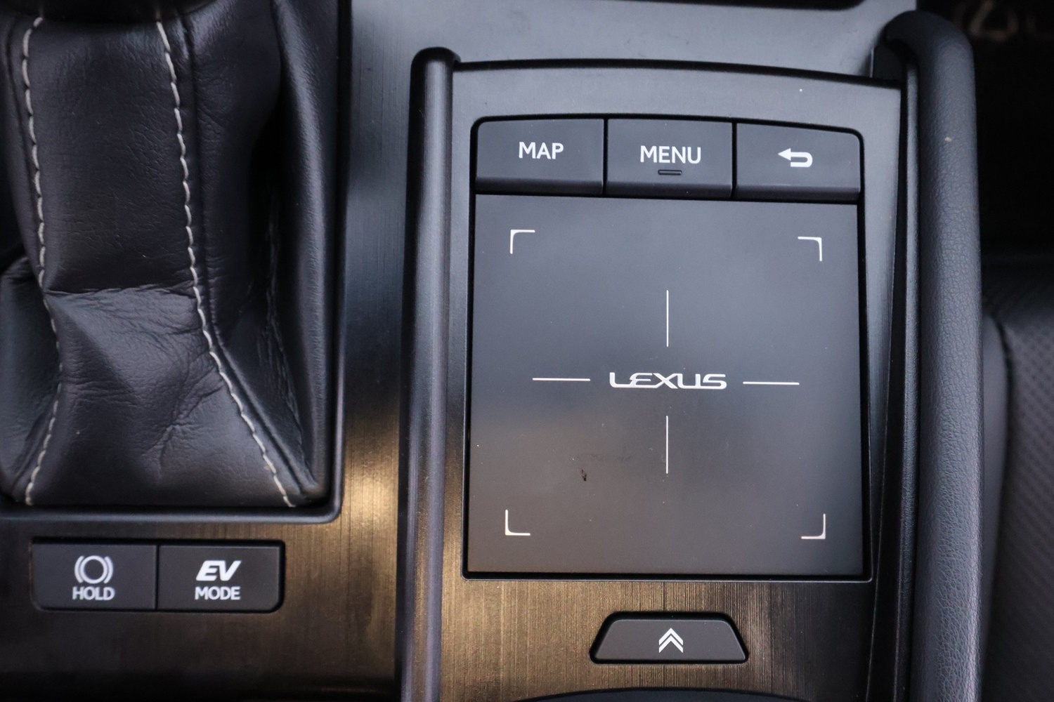 Lexus ES vaihtoauto