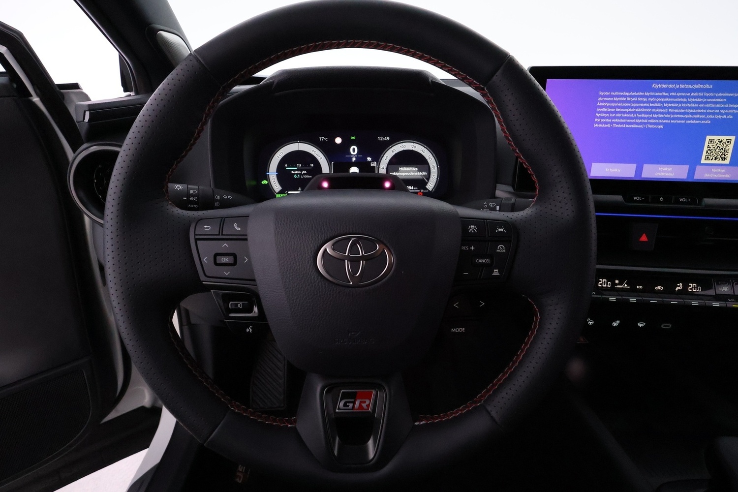 Toyota C-HR vaihtoauto