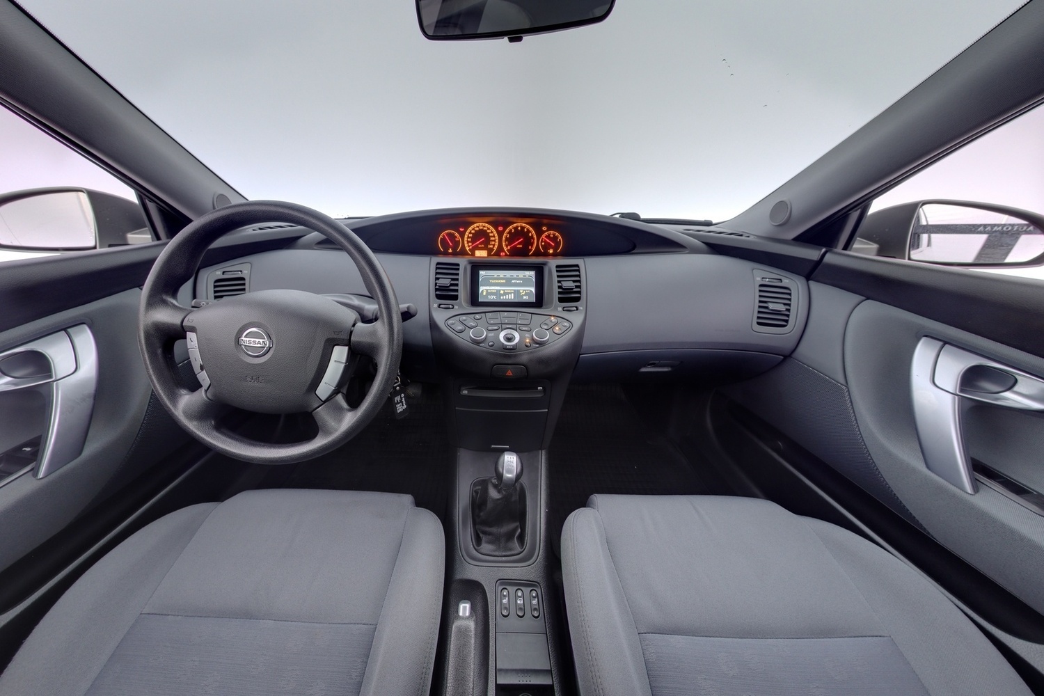 Nissan Primera vaihtoauto