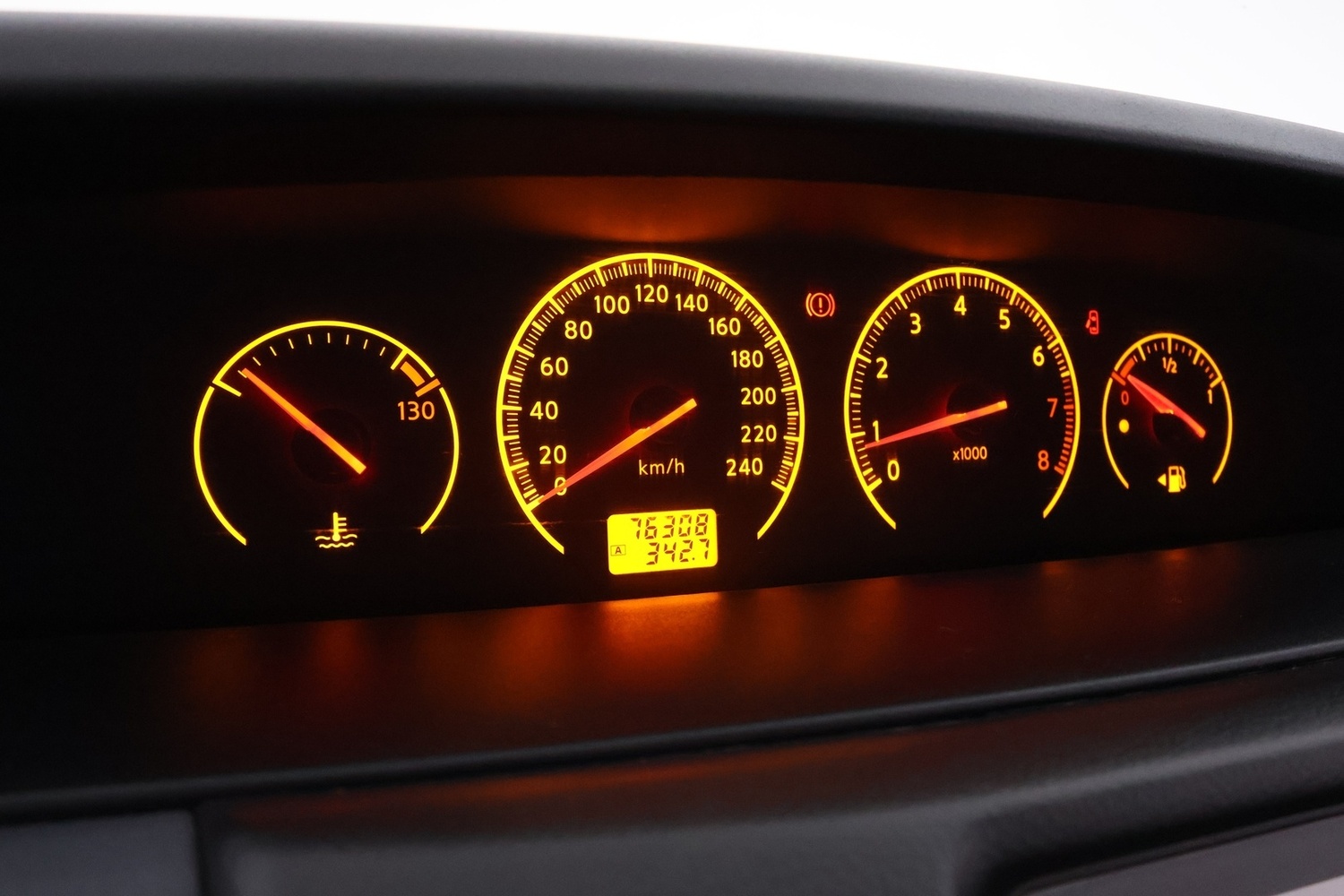 Nissan Primera vaihtoauto