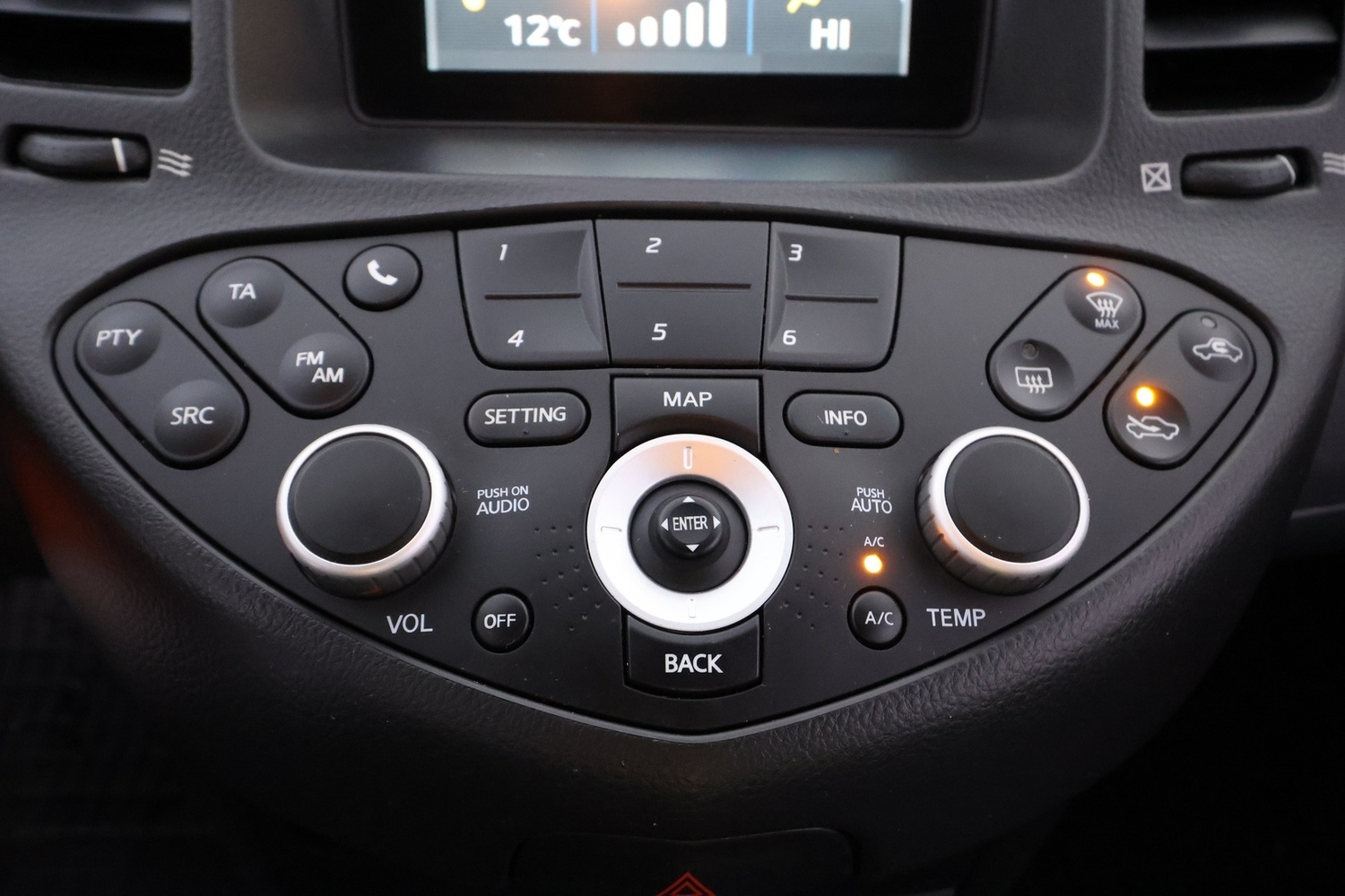 Nissan Primera vaihtoauto