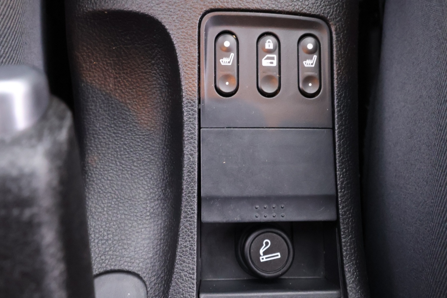 Nissan Primera vaihtoauto