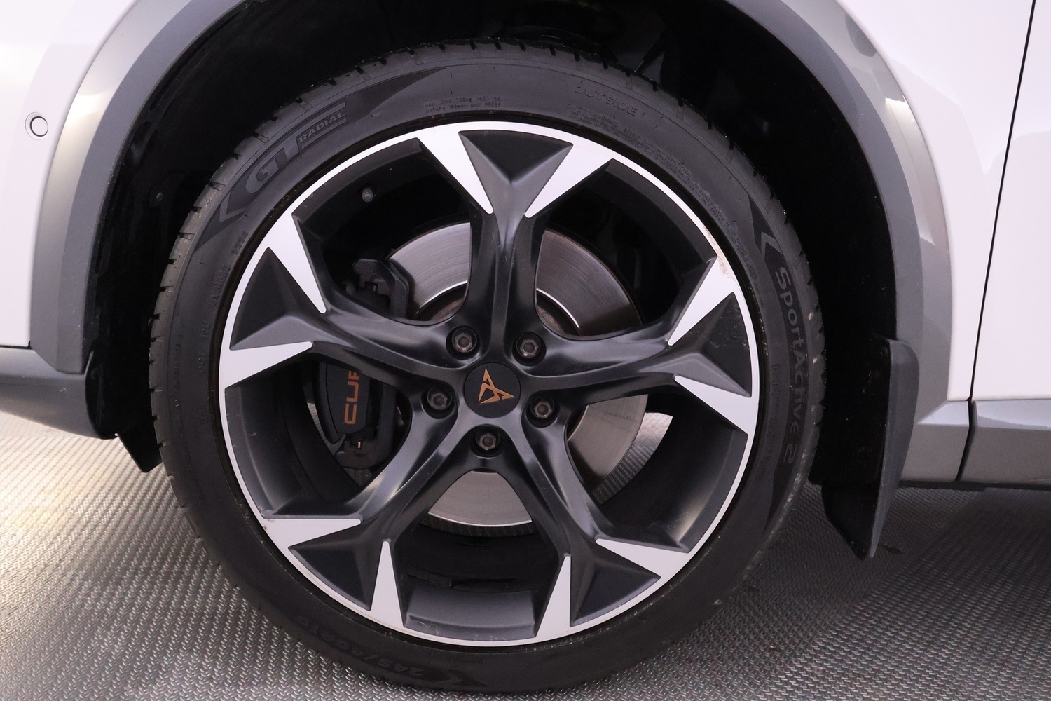 Cupra Formentor vaihtoauto