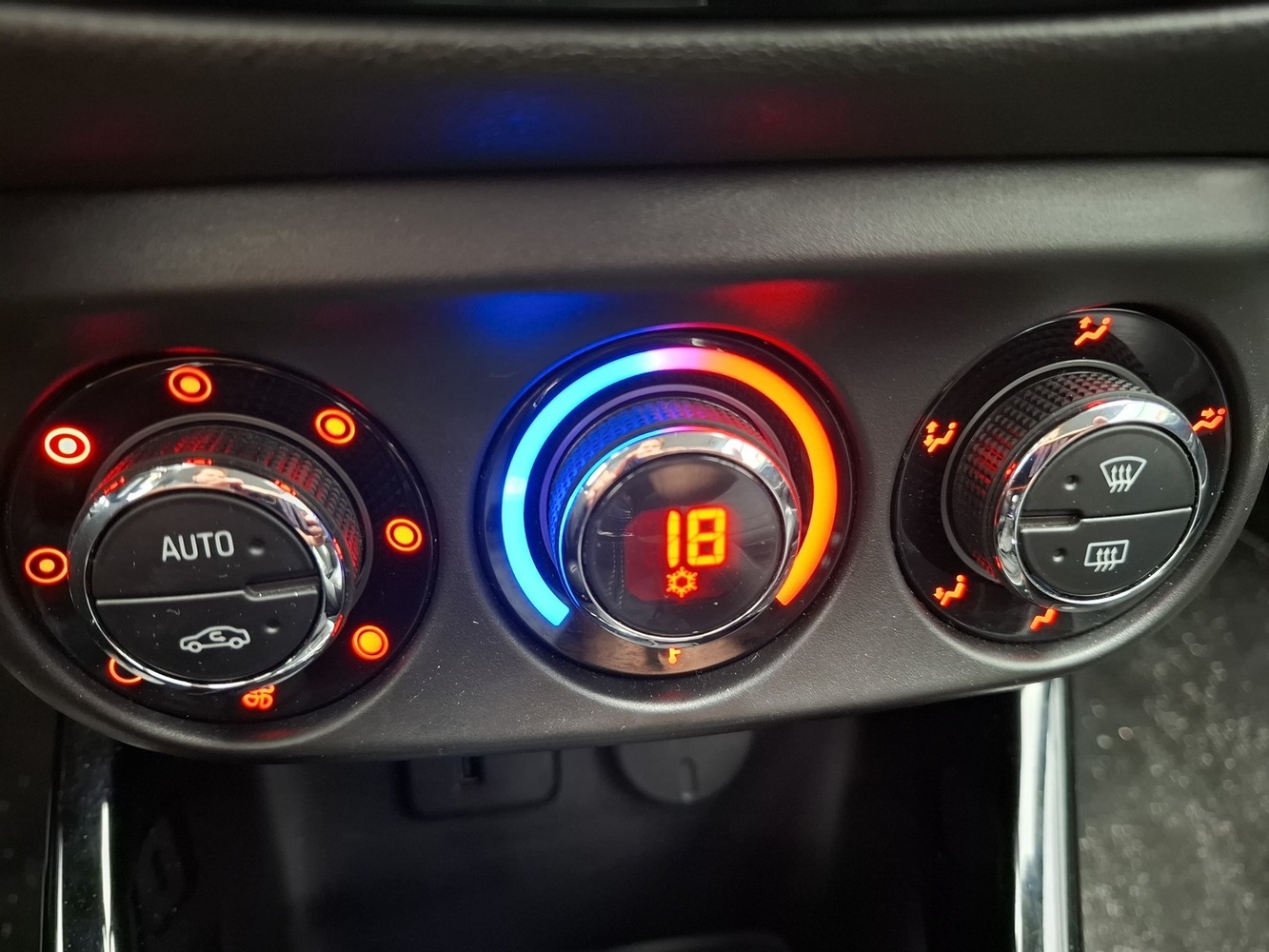 Opel Corsa vaihtoauto