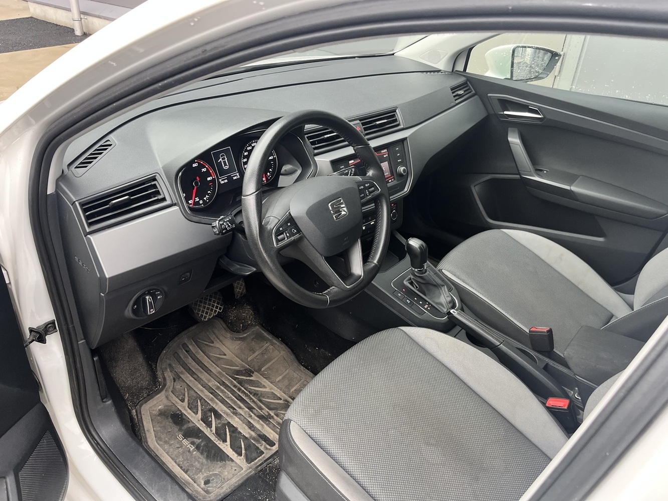 SEAT Ibiza vaihtoauto