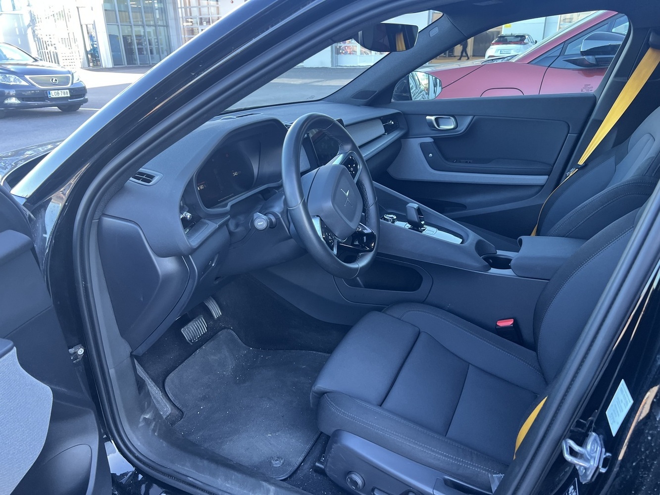 Polestar 2 vaihtoauto