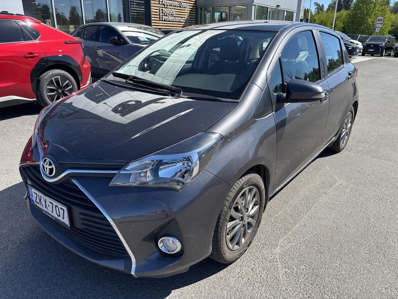Toyota Yaris vaihtoauto