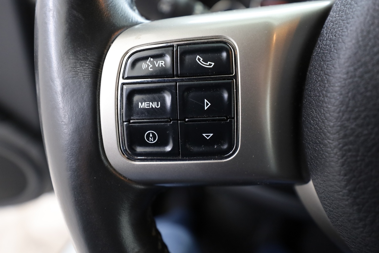 Jeep Compass vaihtoauto