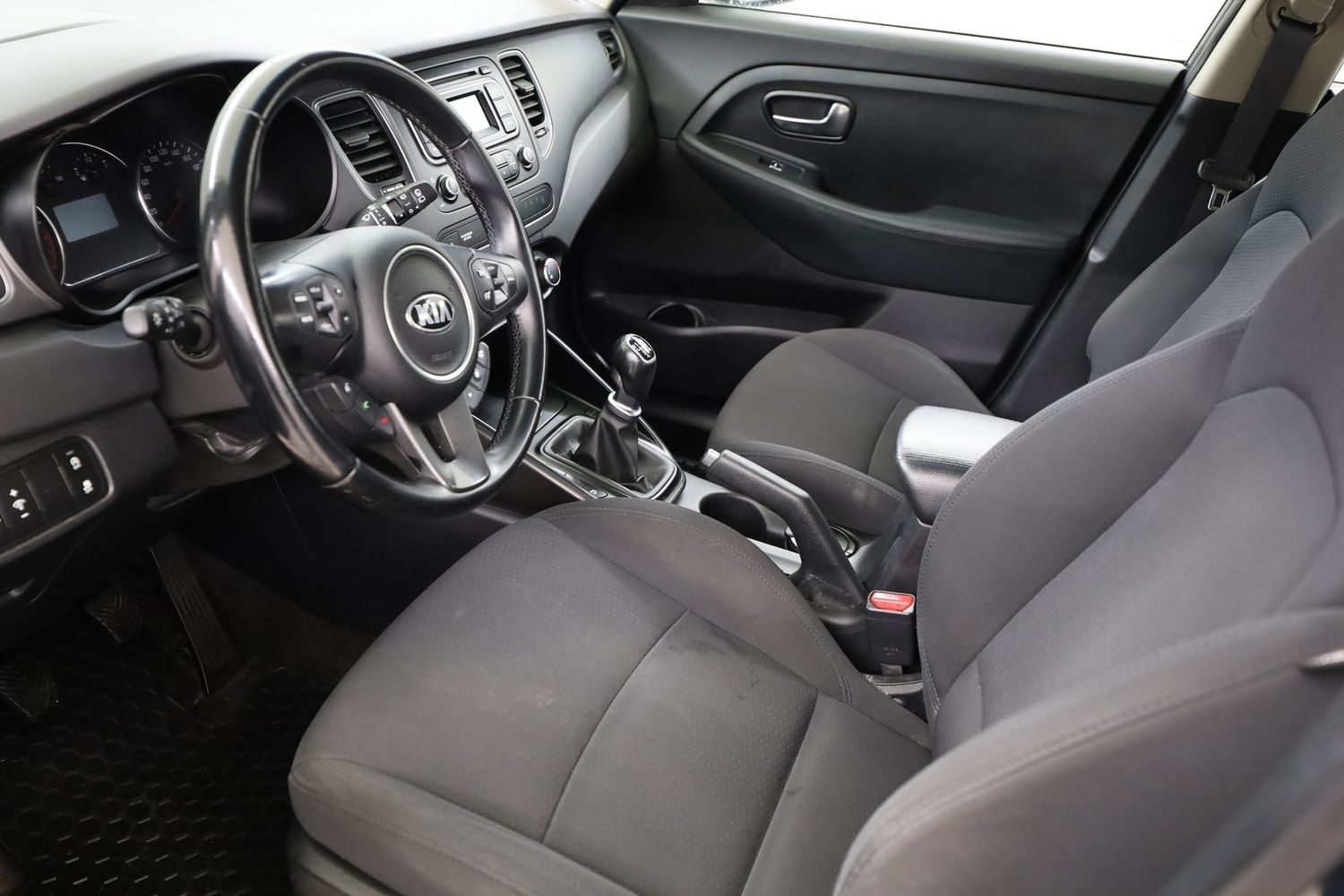Kia Carens vaihtoauto