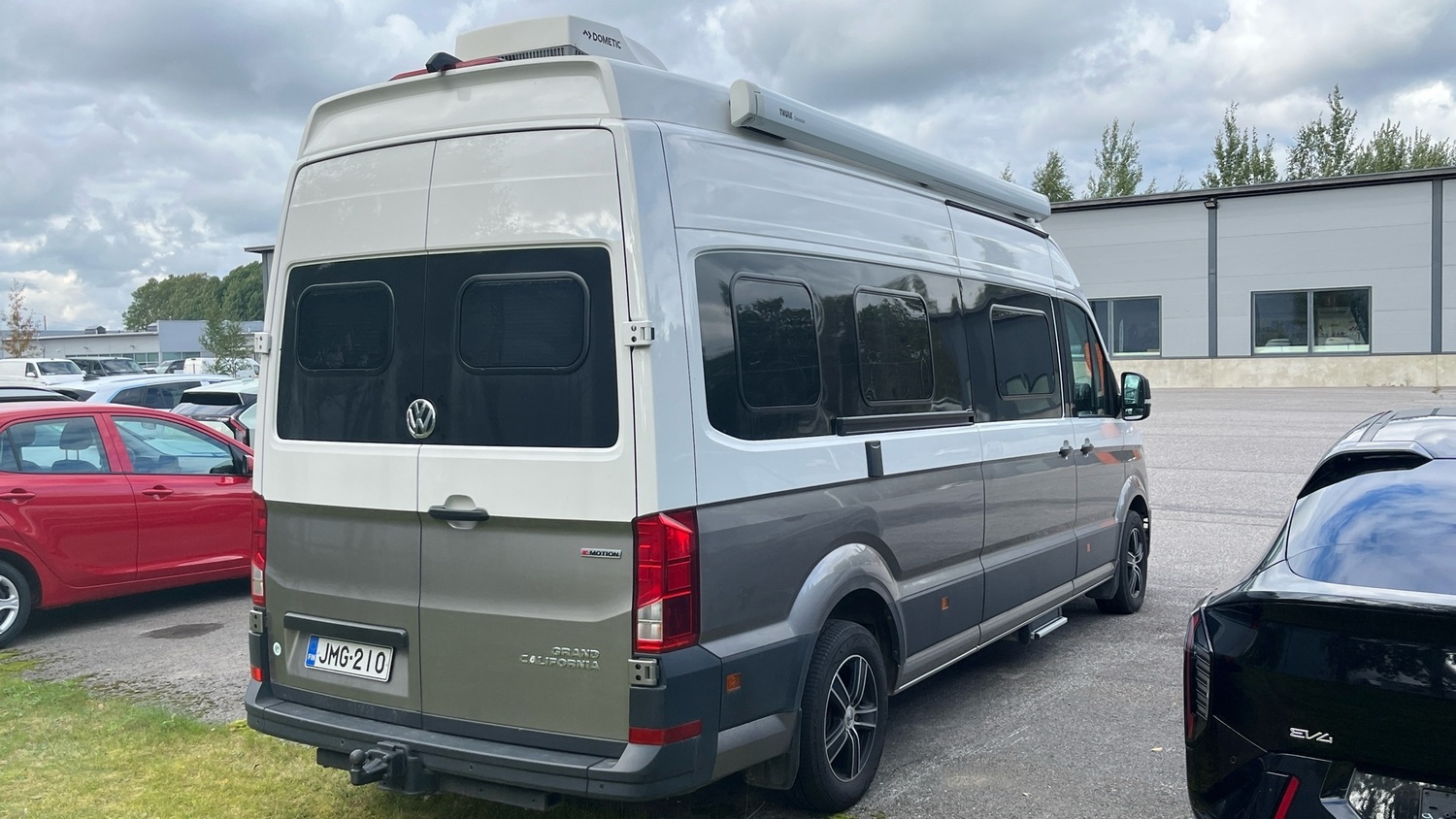 Volkswagen Grand California vaihtoauto